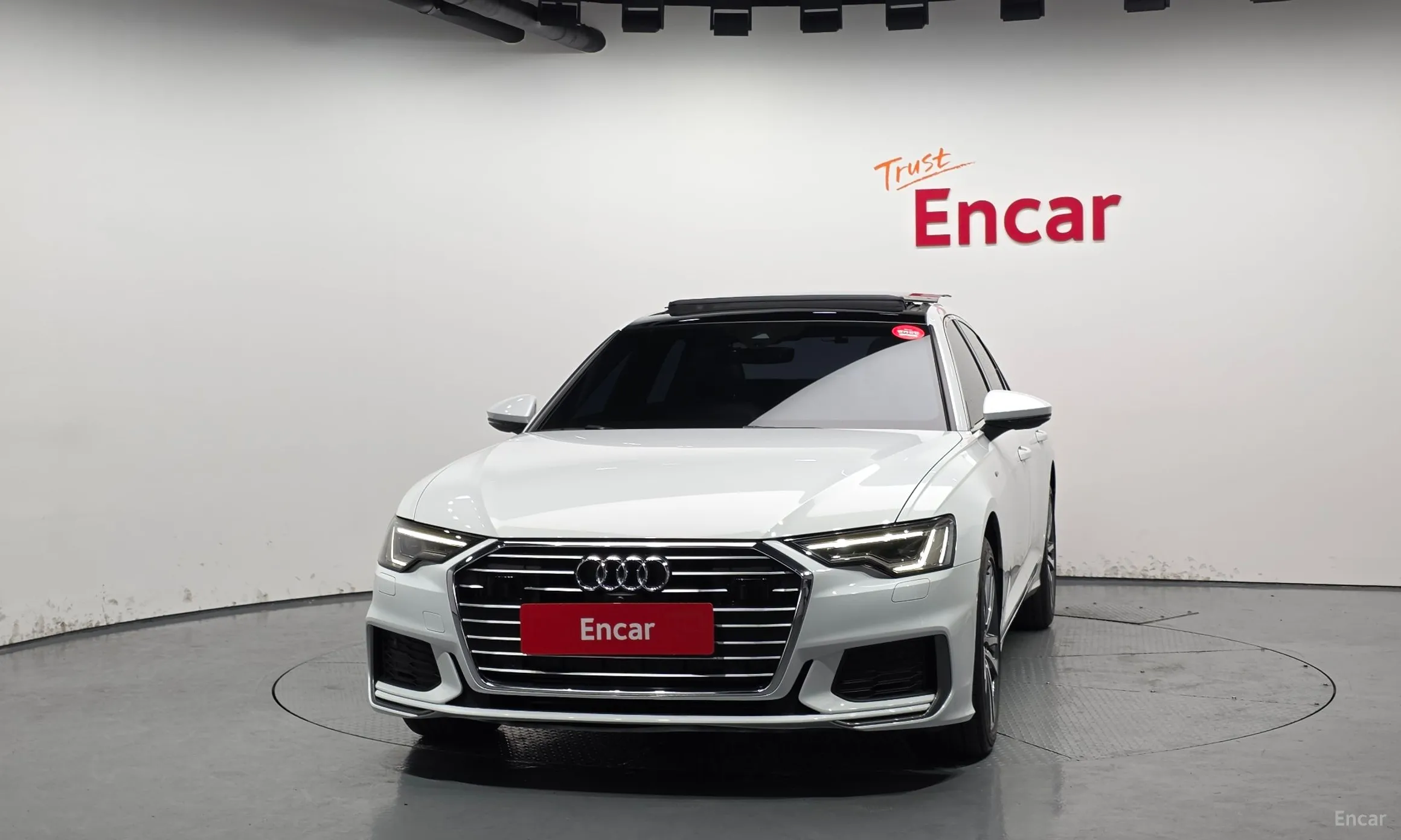 Audi A6 (C8) превью 3
