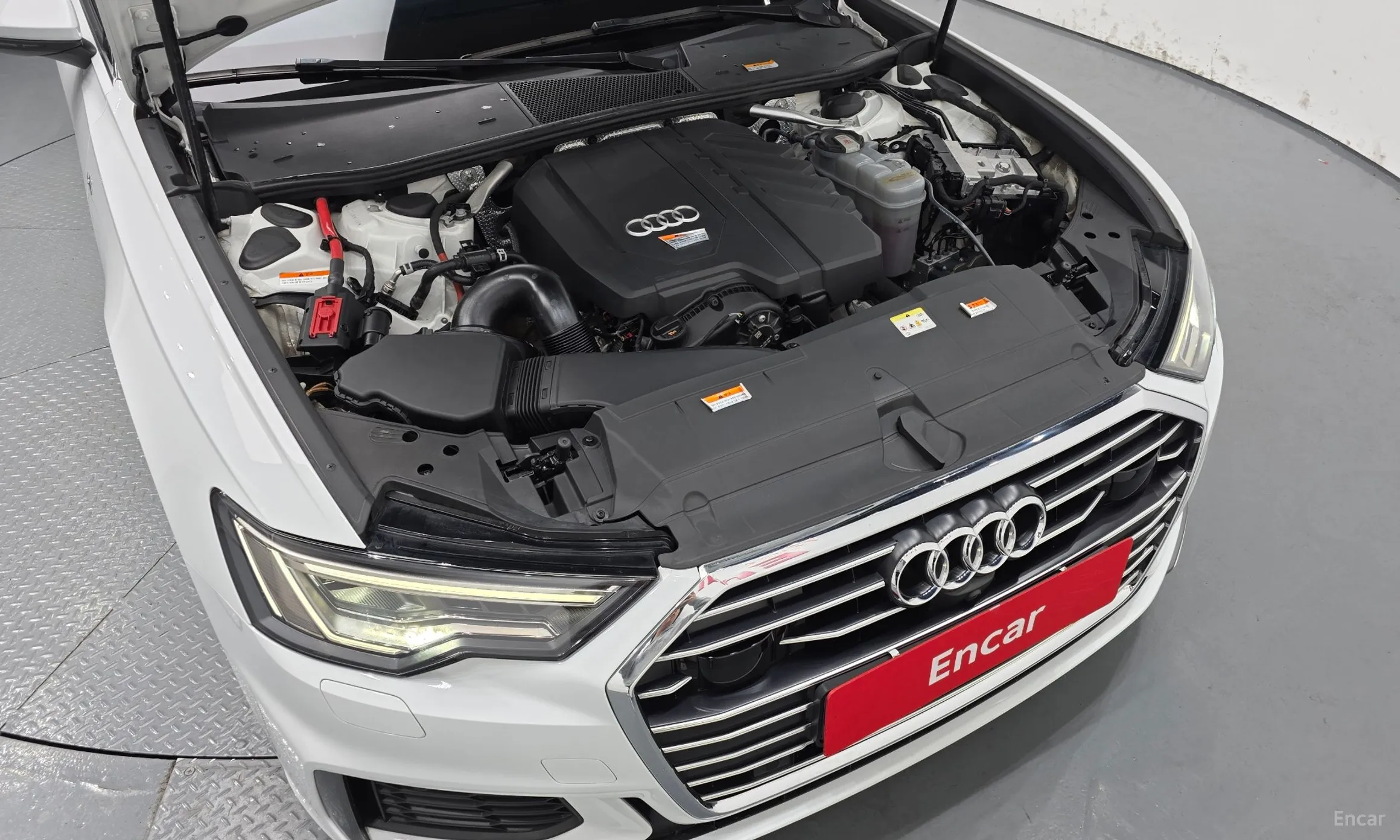 Audi A6 (C8) превью 6