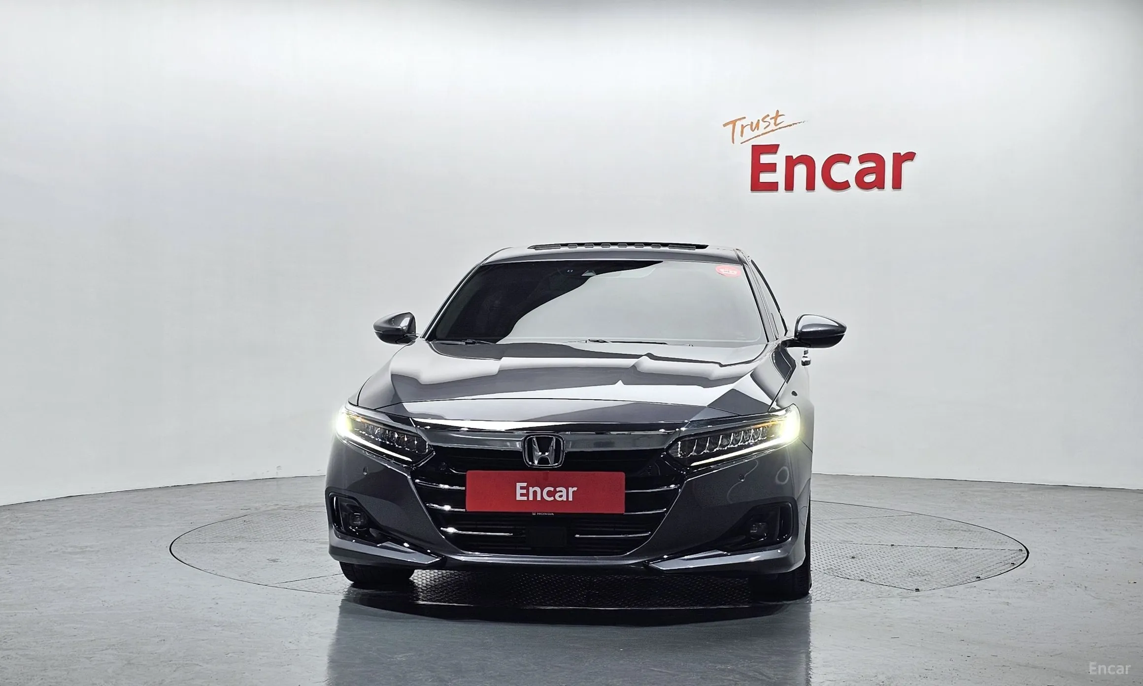 Honda Accord 10th Generation превью 3