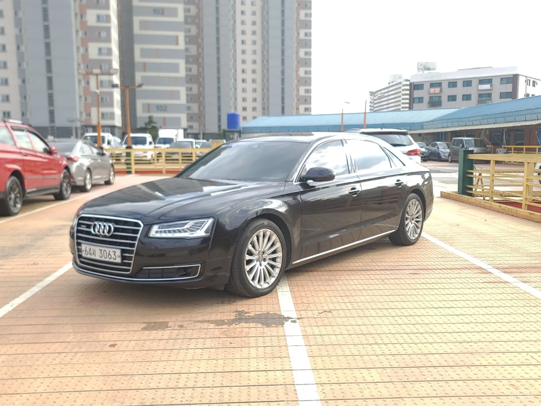 Audi New A8