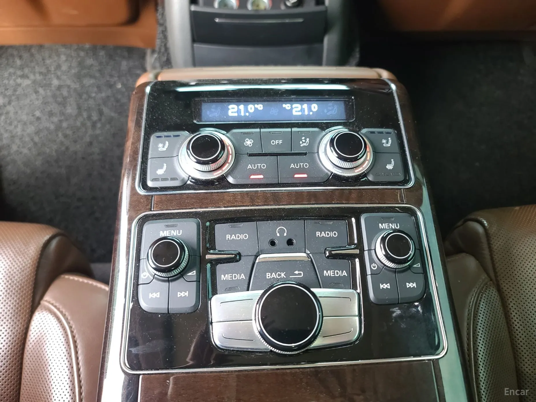 Audi New A8 превью 17