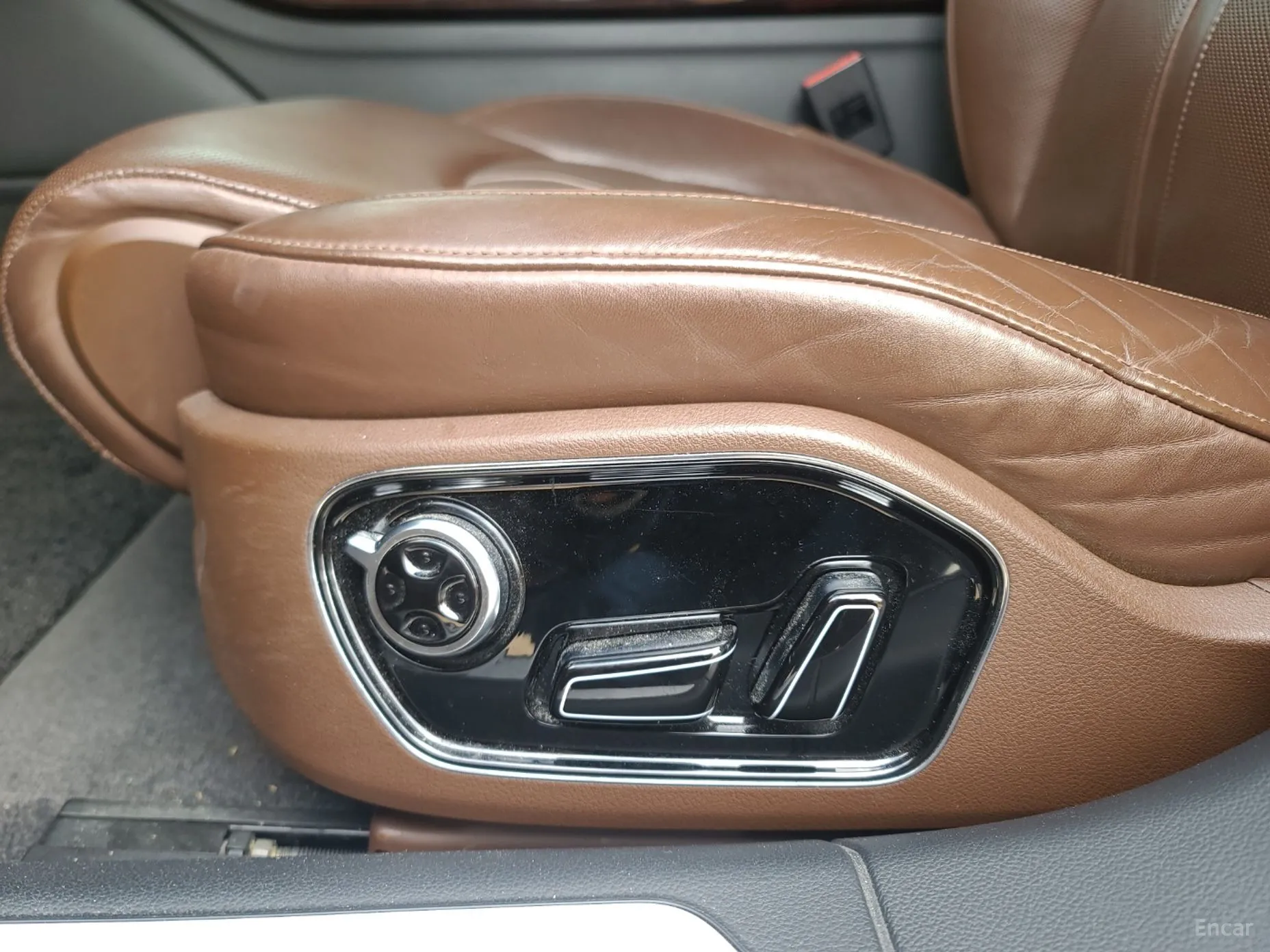 Audi New A8 превью 18