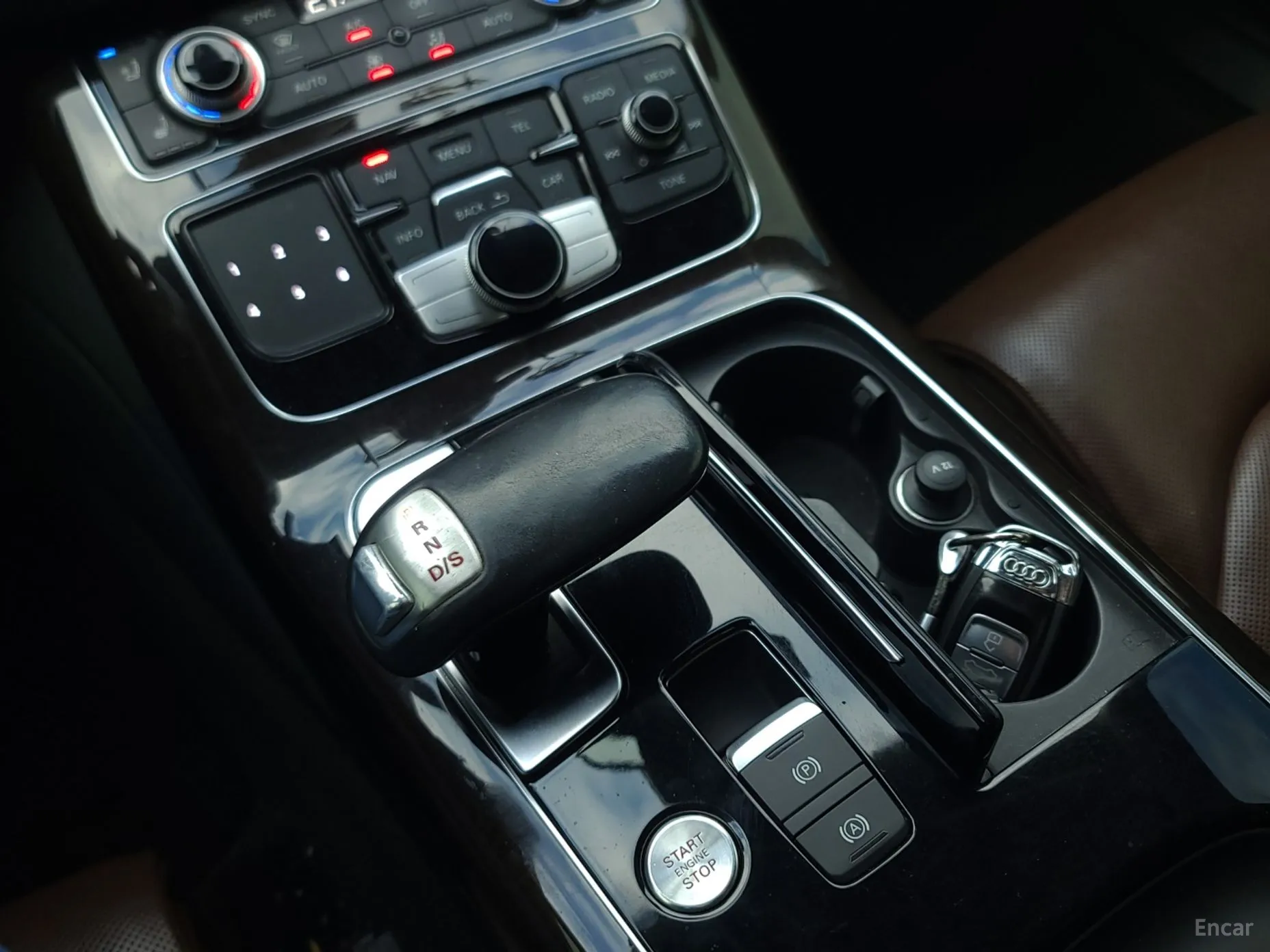 Audi New A8 превью 8
