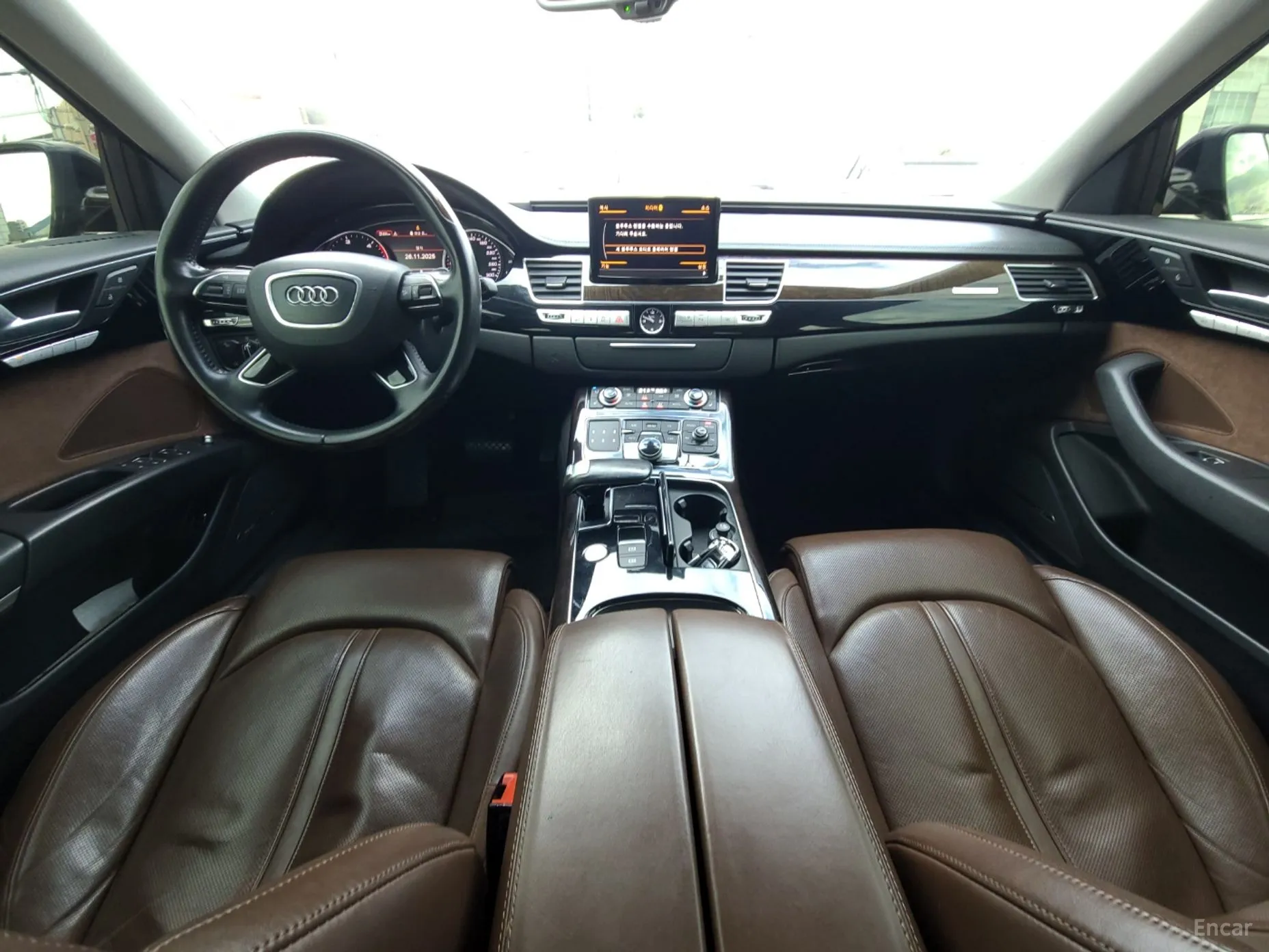Audi New A8 превью 9