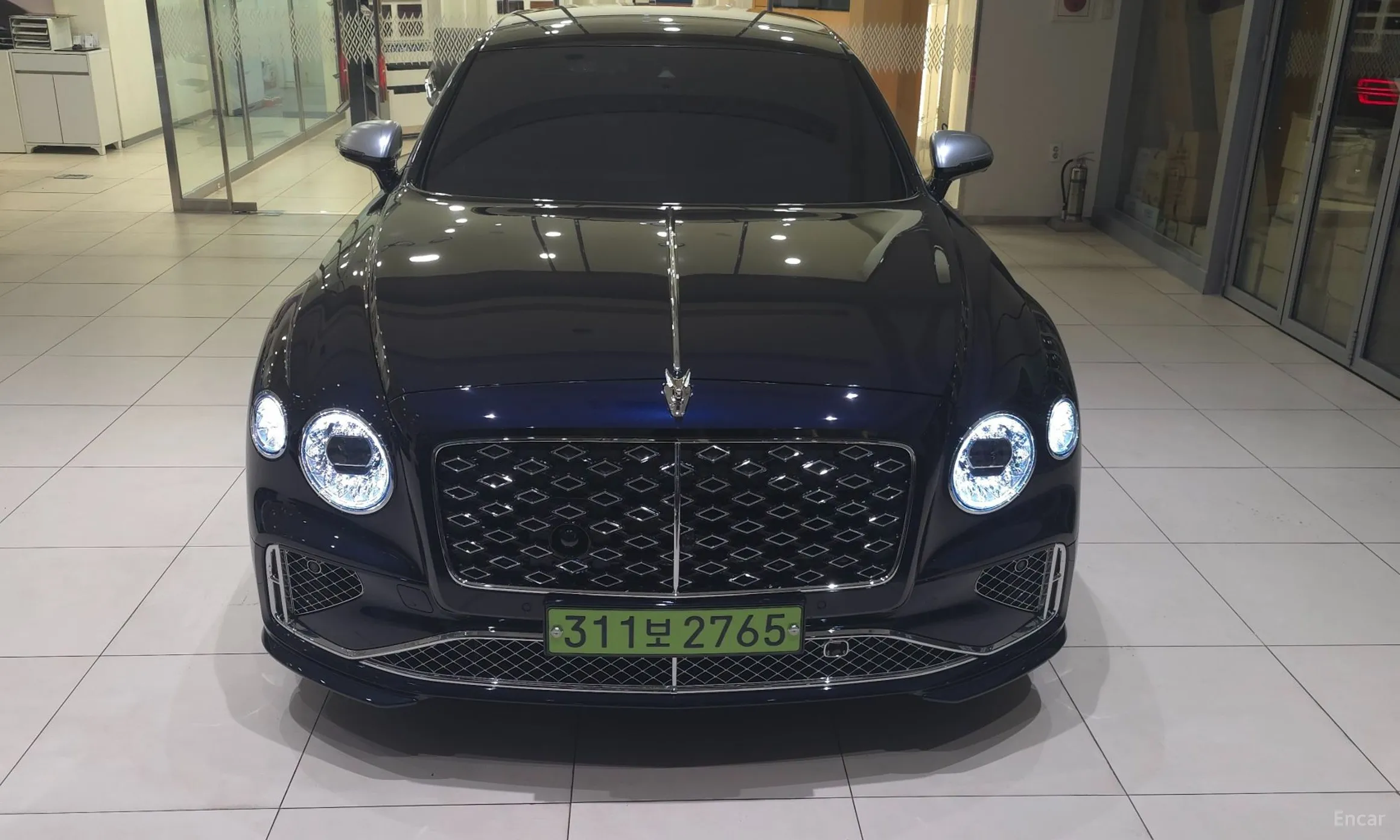Bentley Flying Spur 4th Generation превью 3
