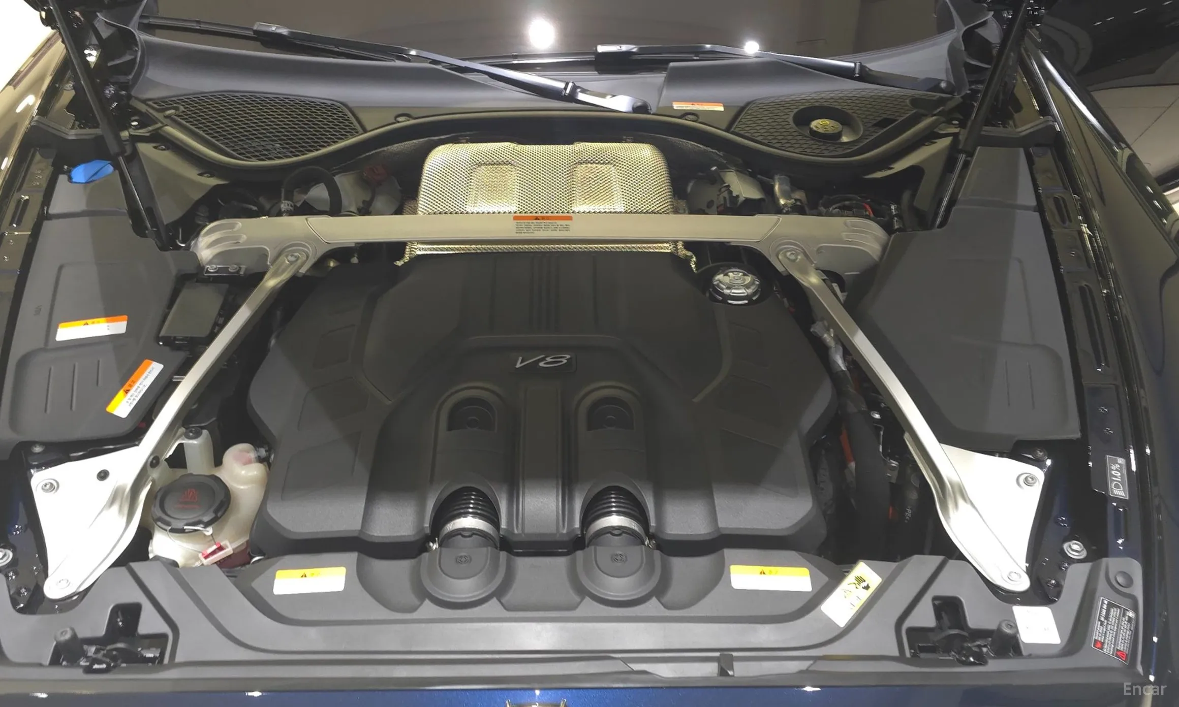 Bentley Flying Spur 4th Generation превью 6