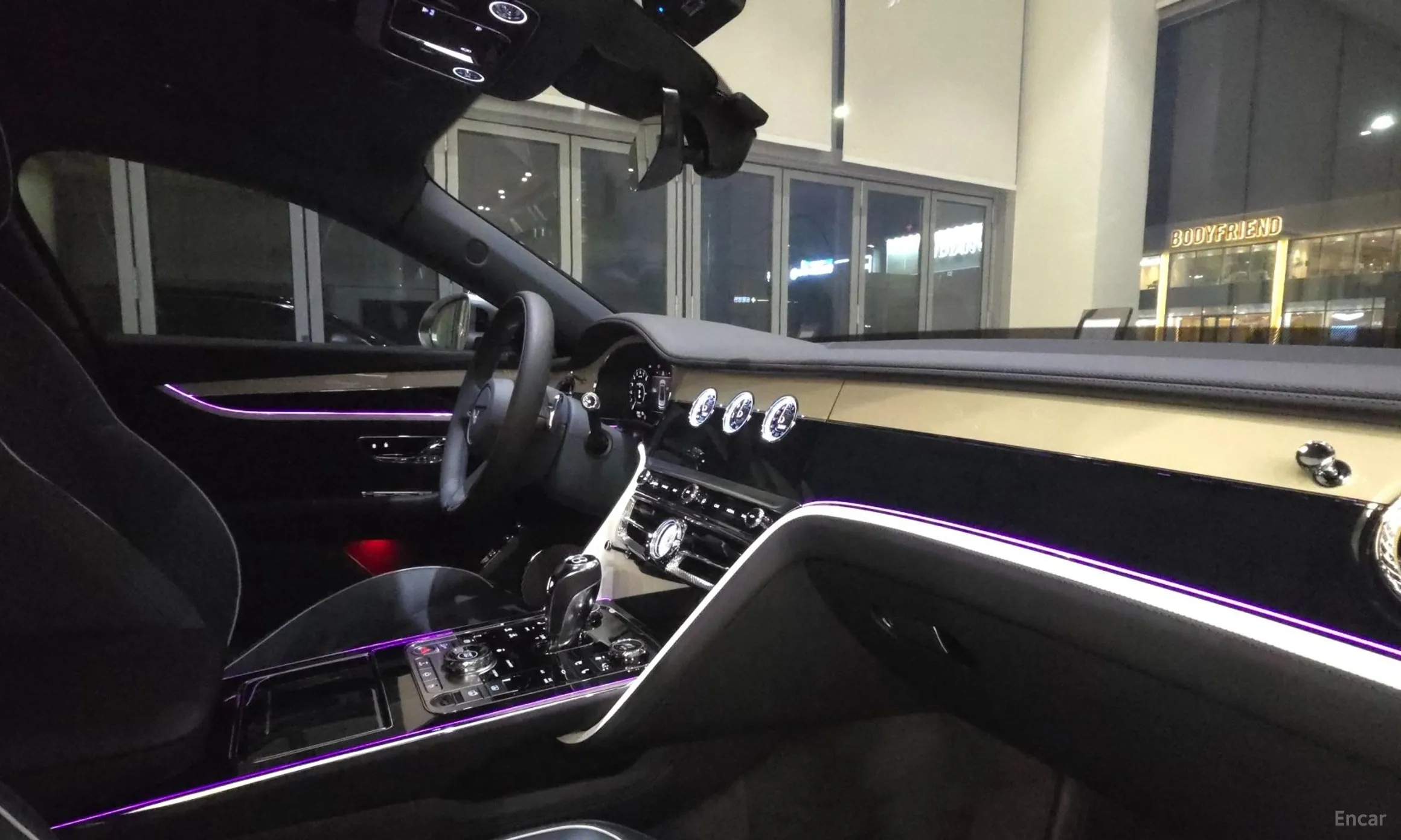 Bentley Flying Spur 4th Generation превью 7