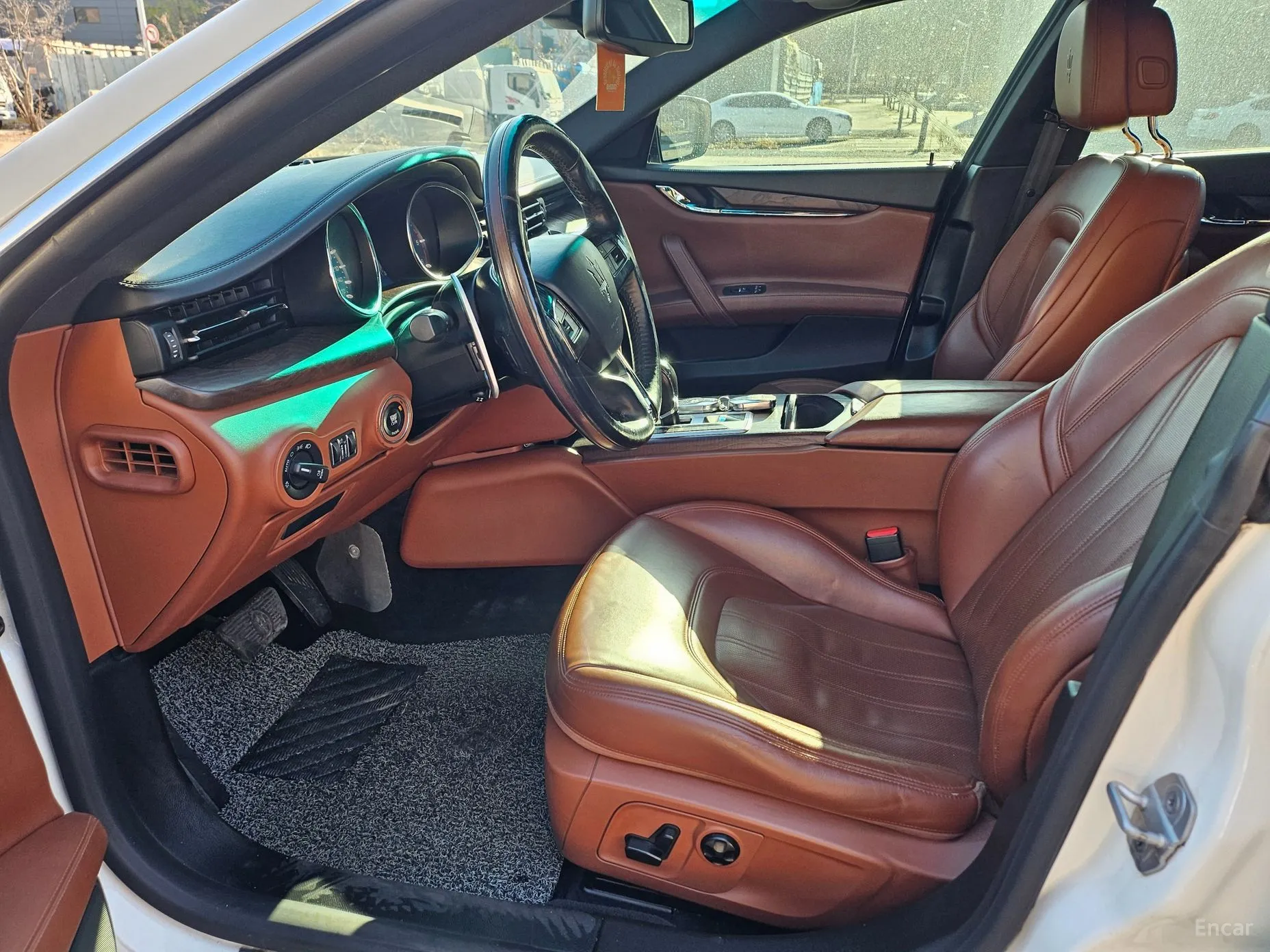 Maserati Quattroporte превью 11