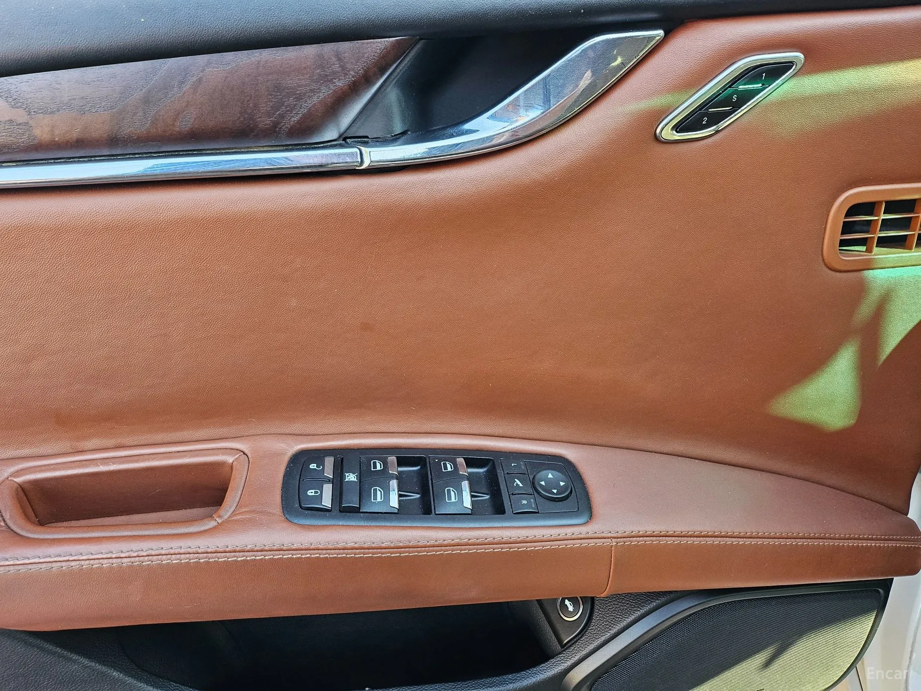 Maserati Quattroporte превью 12