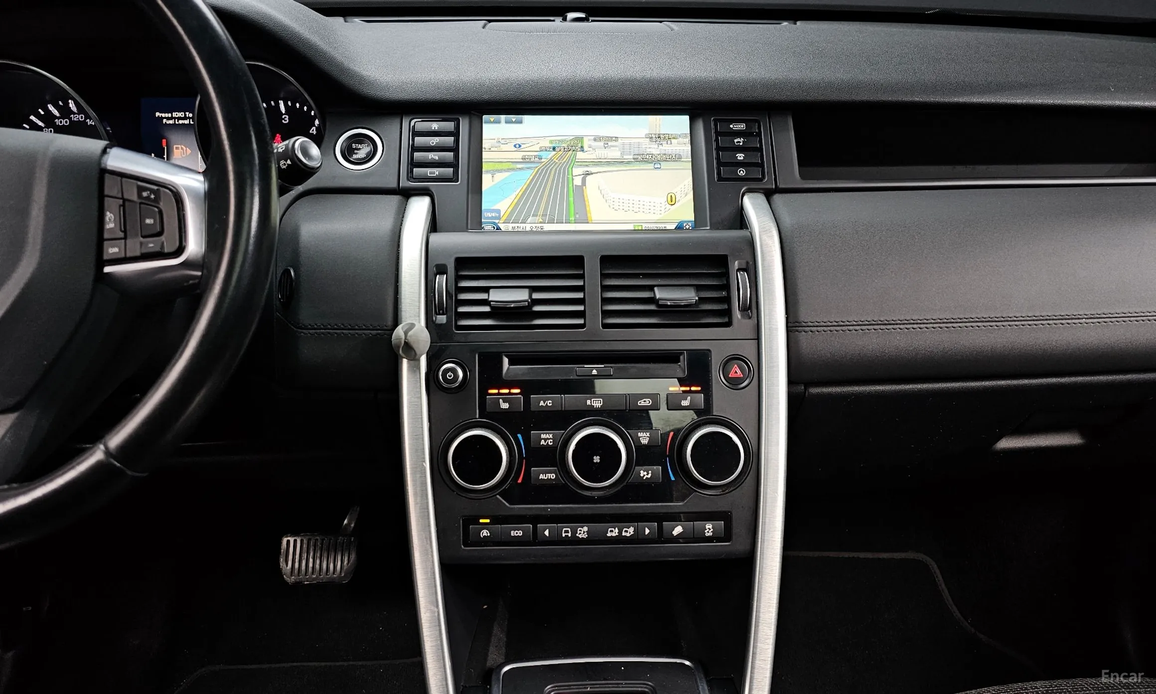 Land Rover Discovery Sports превью 14