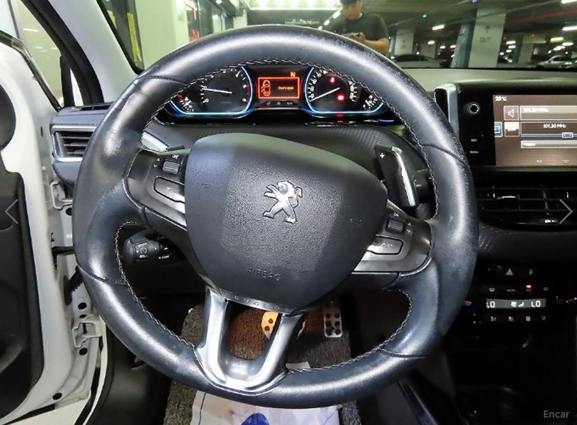 Peugeot 2008. превью 8