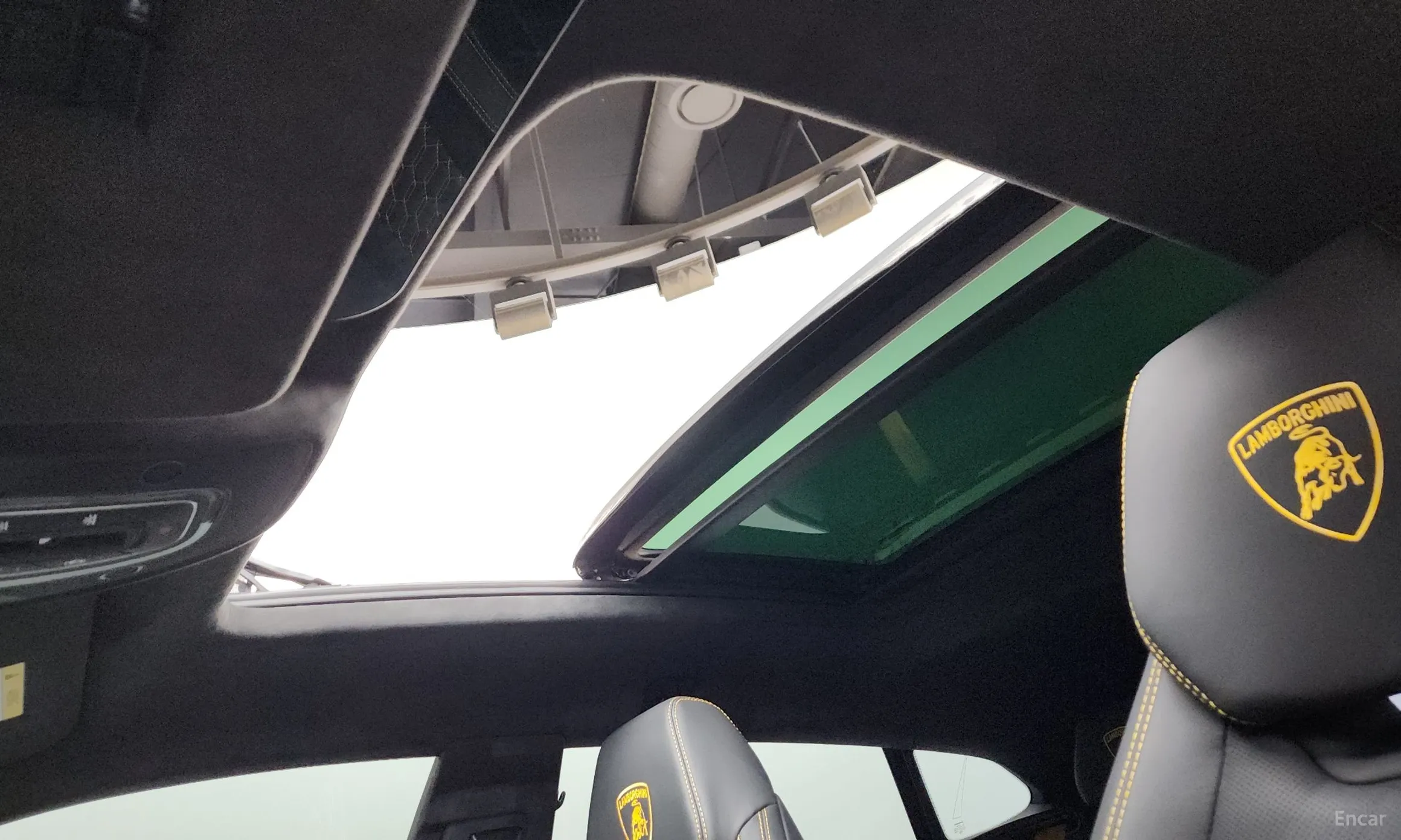 Lamborghini Urus превью 6