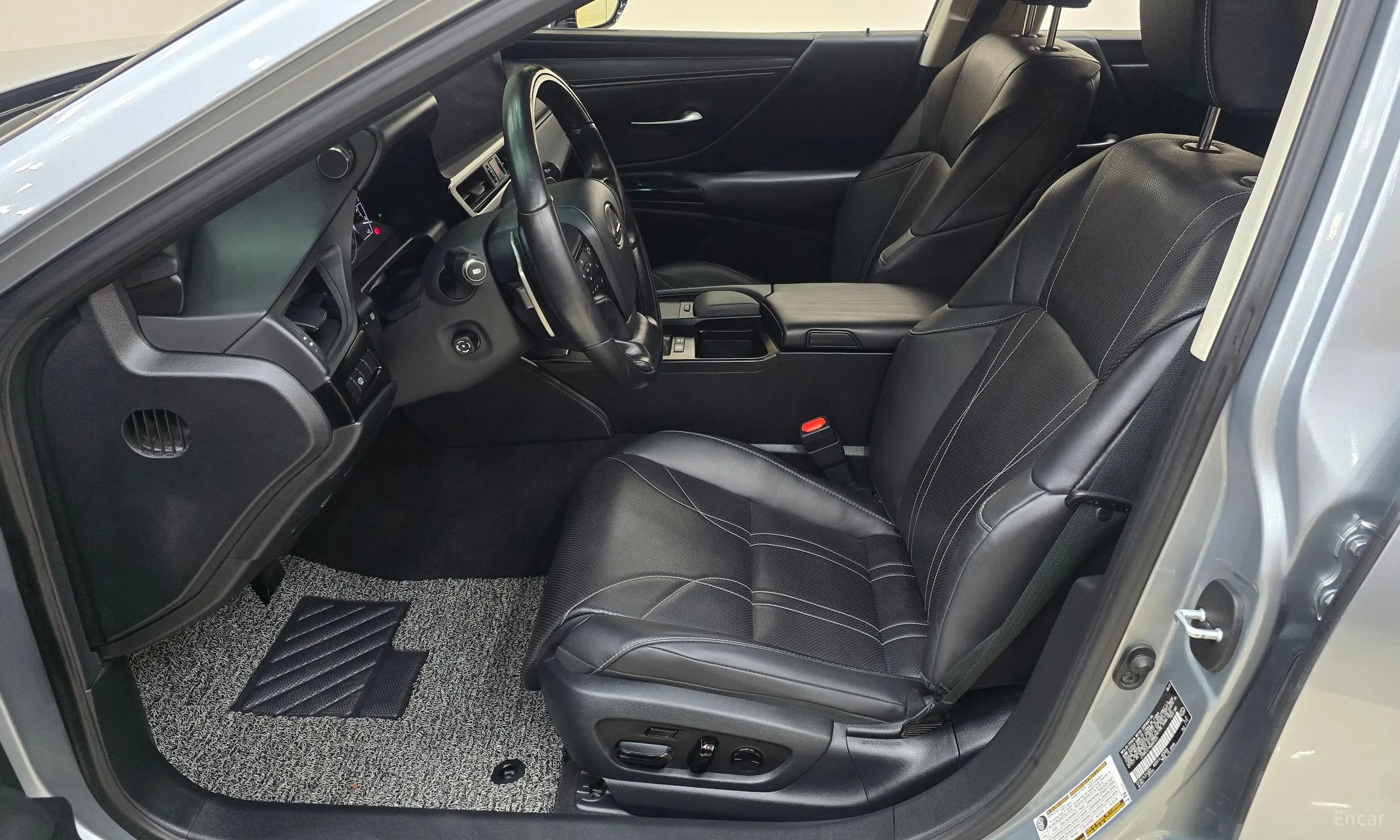 Lexus ES300h 7th Generation превью 12