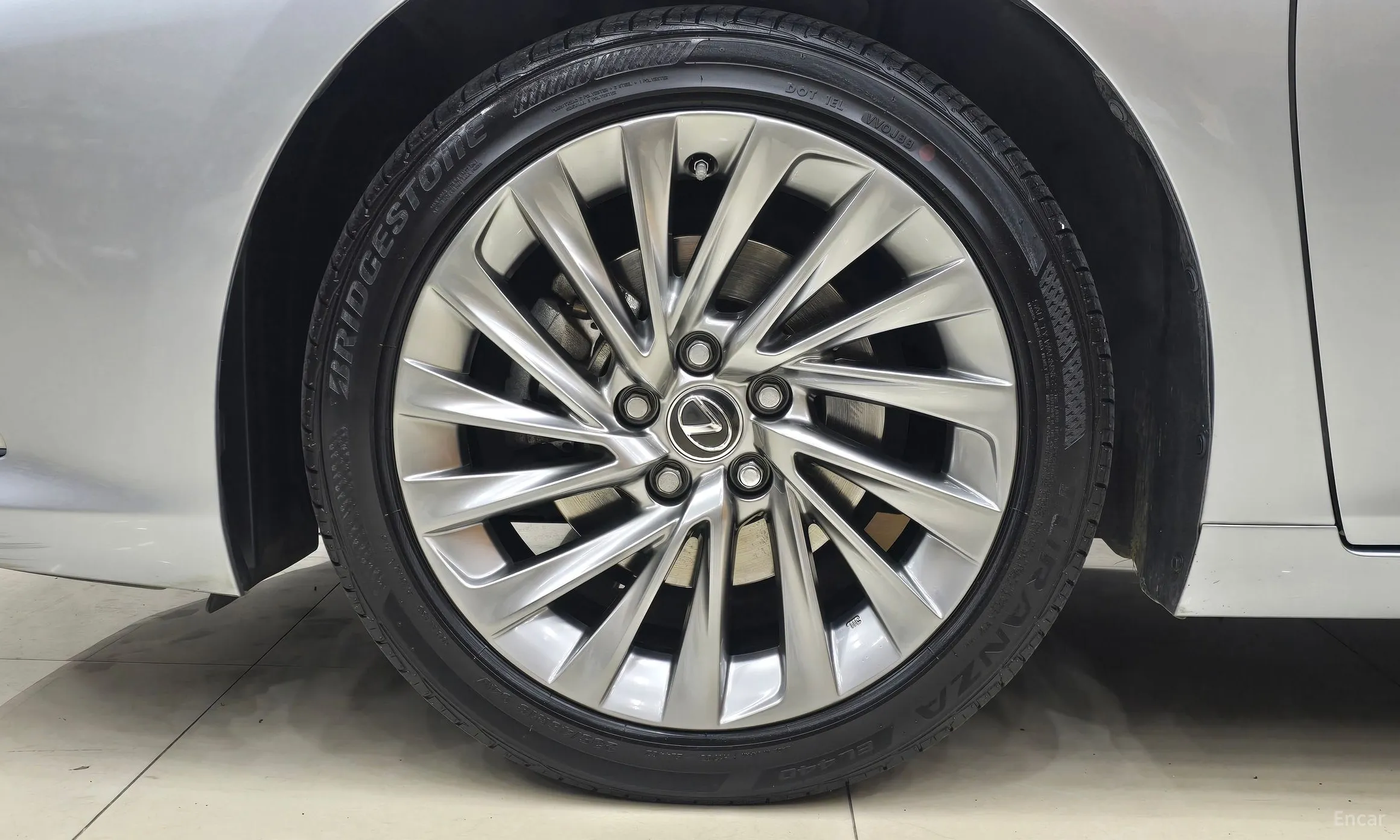 Lexus ES300h 7th Generation превью 6