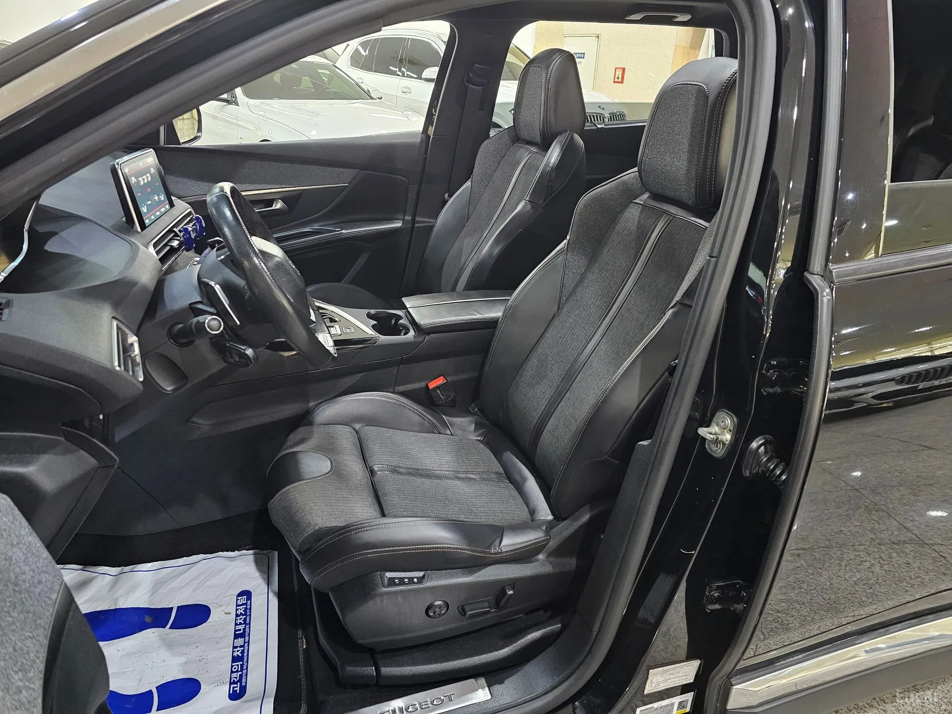 Peugeot 5008 2nd generation превью 10