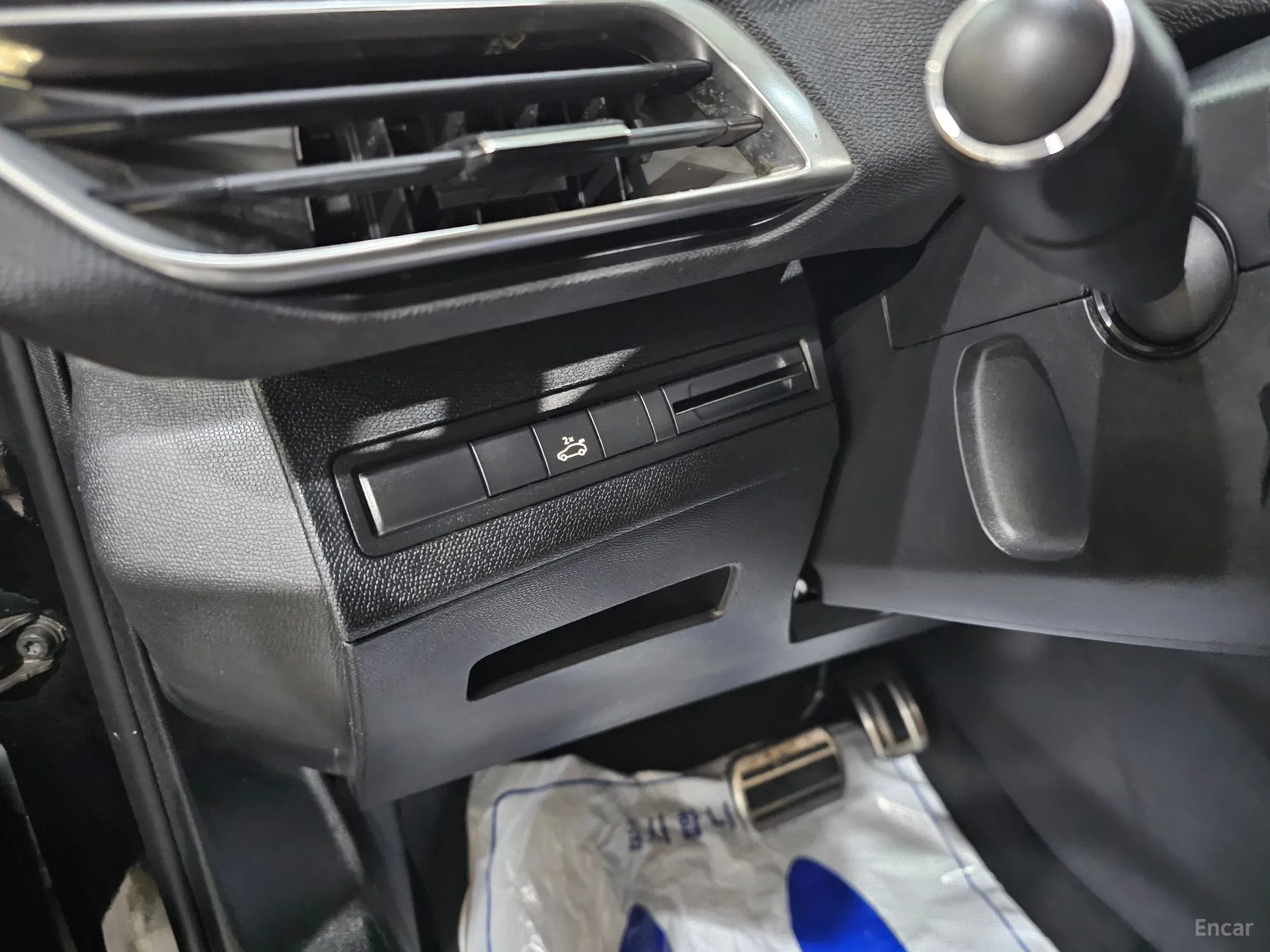 Peugeot 5008 2nd generation превью 15