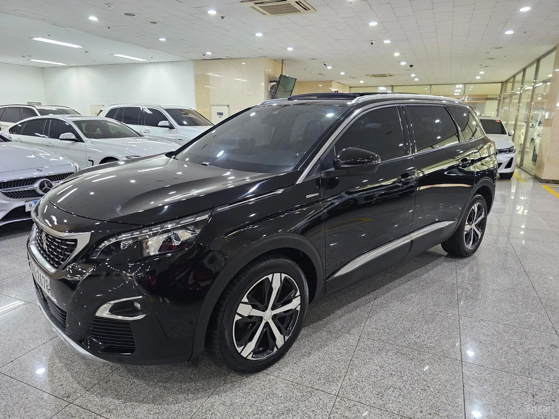 Peugeot 5008 2nd generation превью 3