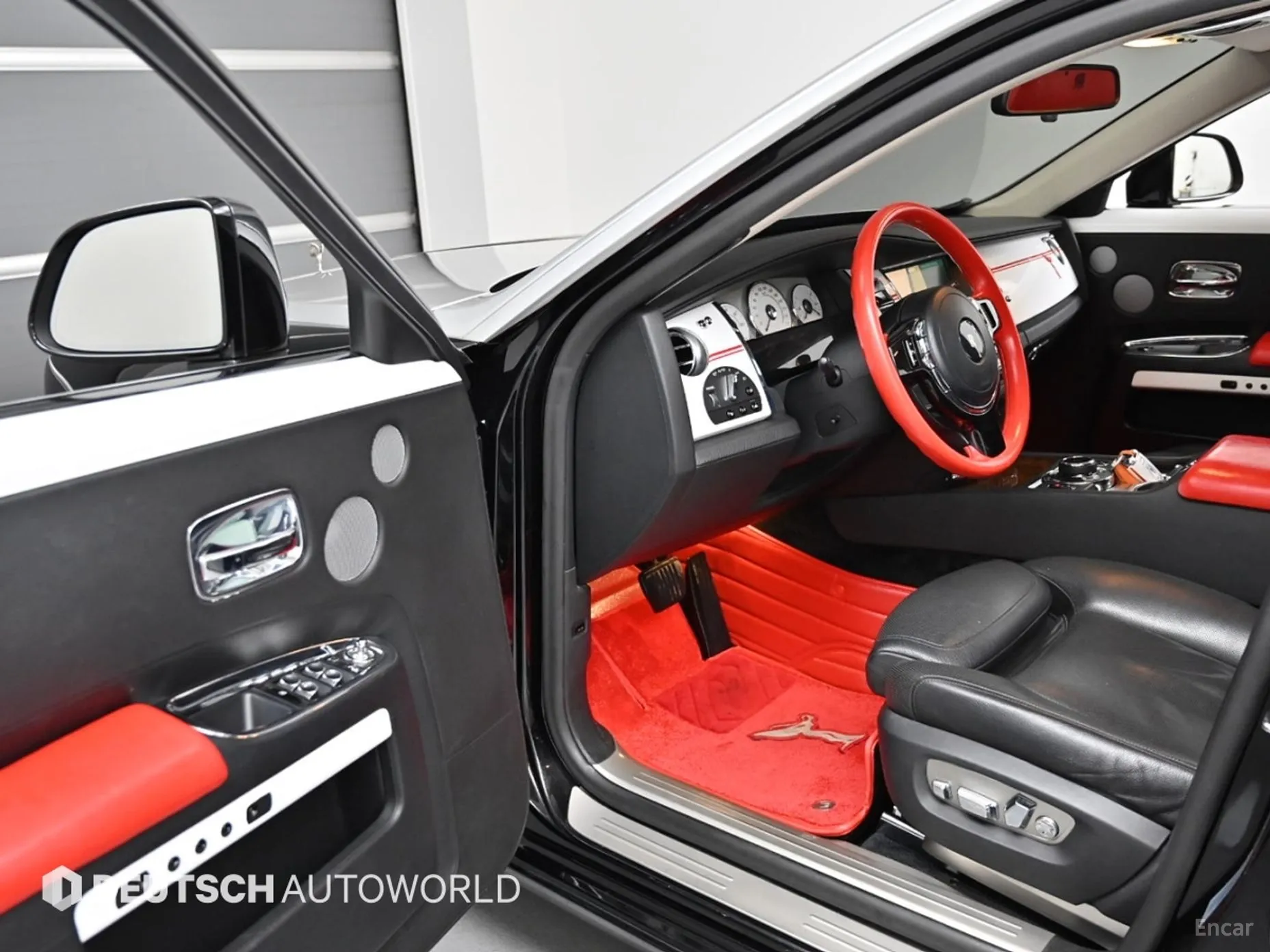 Rolls-Royce Ghost превью 11