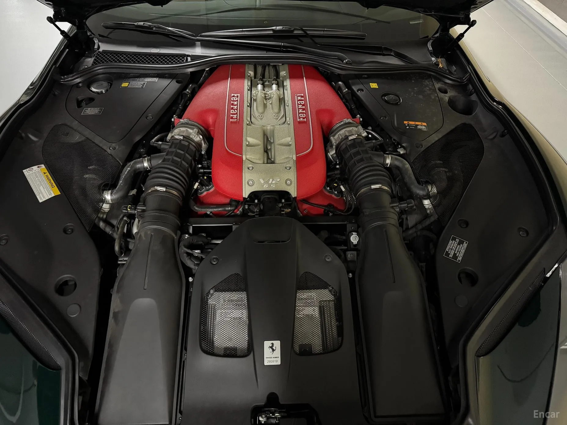 Ferrari 812 GTS превью 6