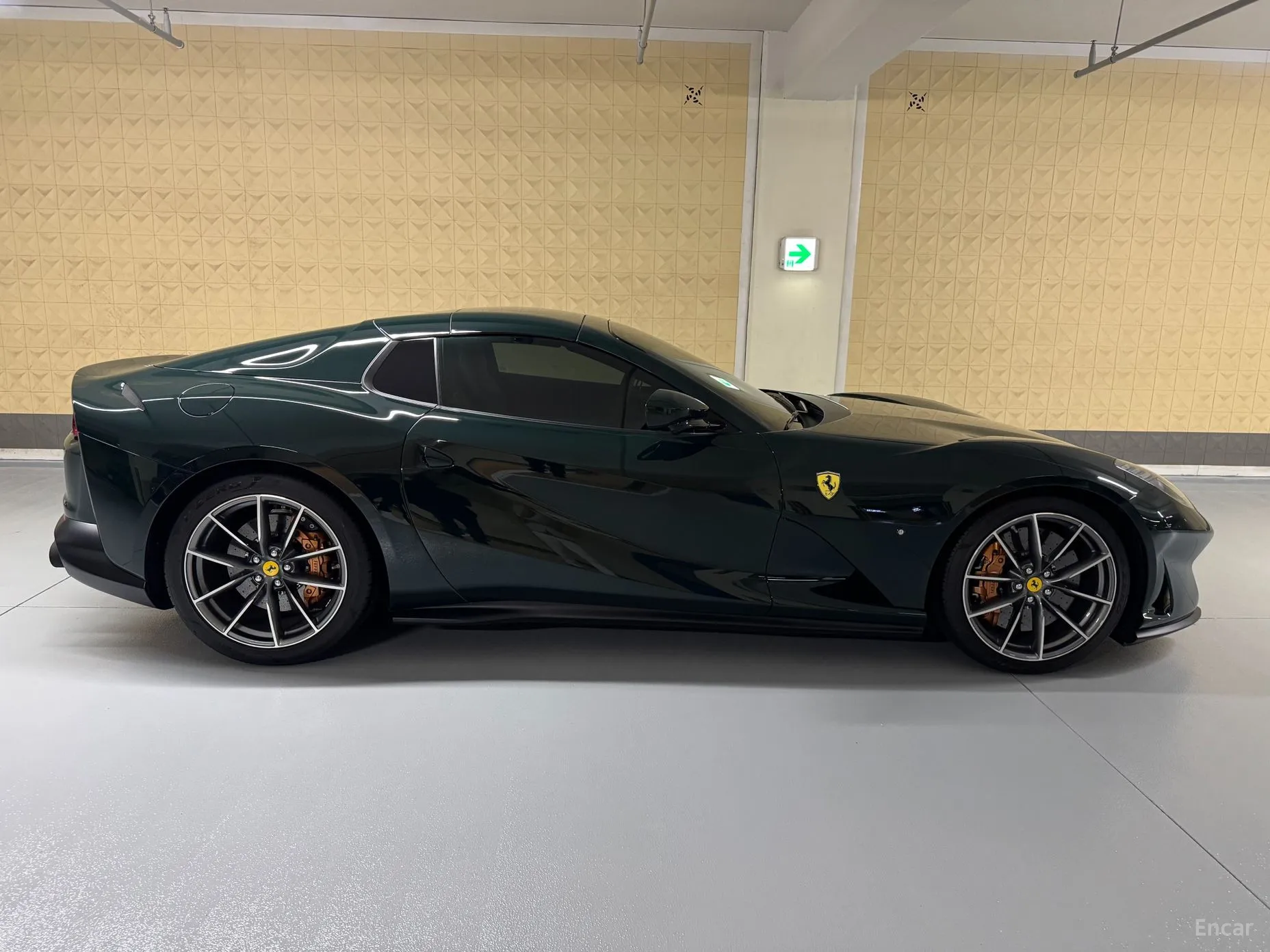 Ferrari 812 GTS превью 9