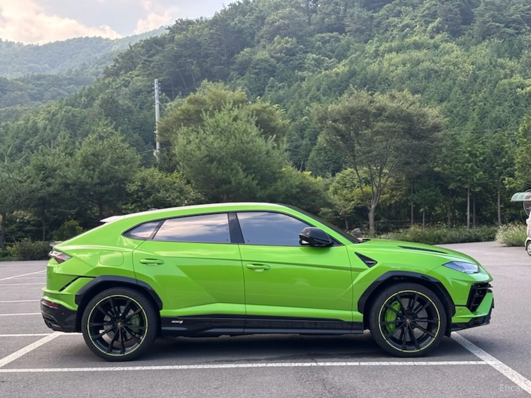 Lamborghini Urus превью 7