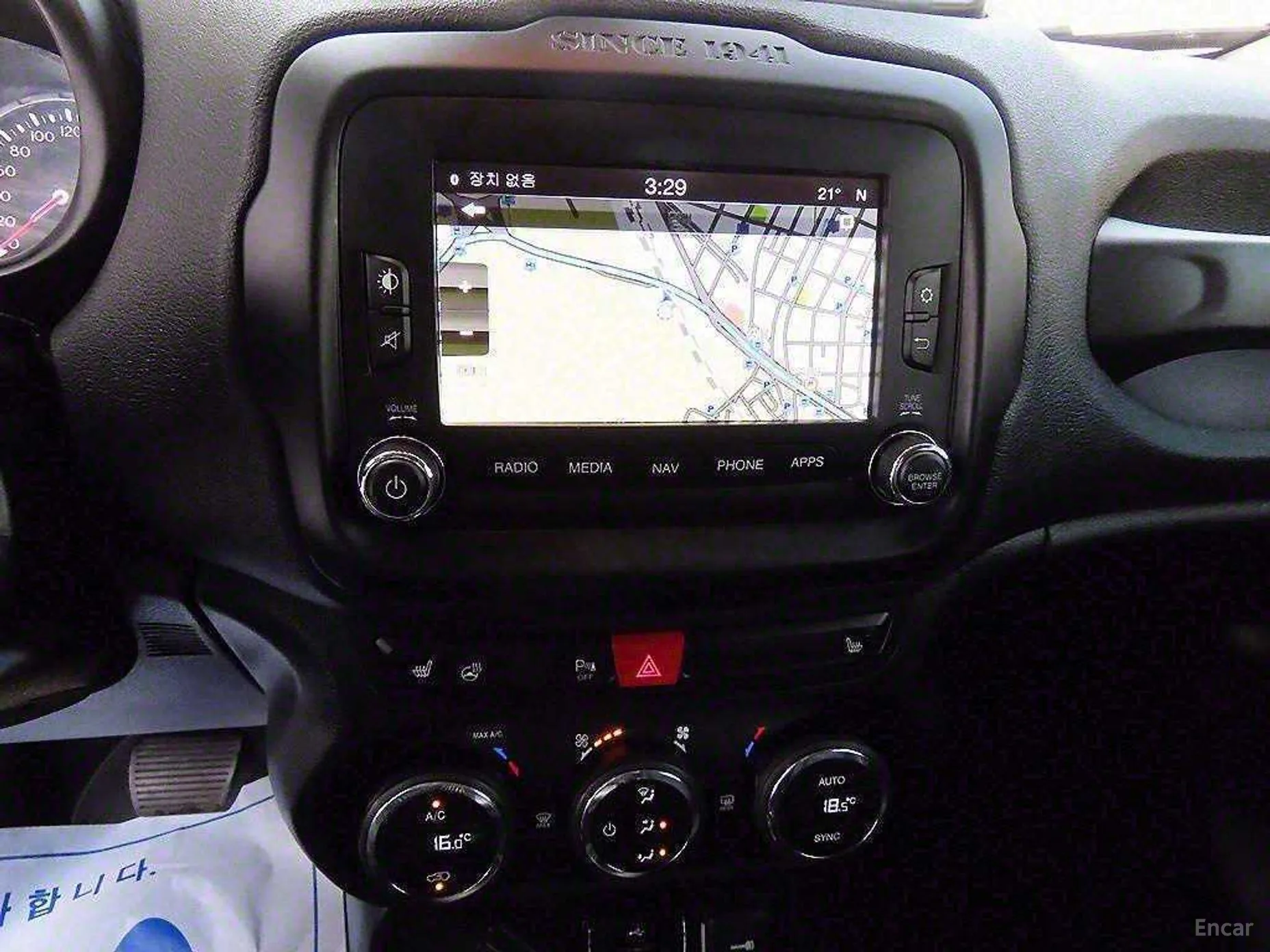 Jeep Renegade превью 13