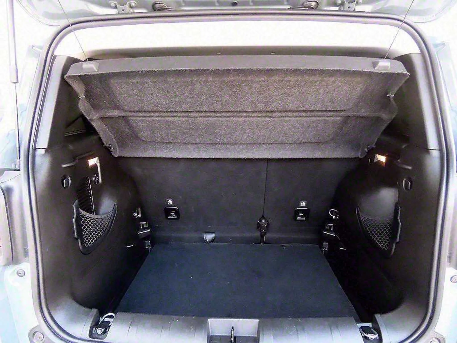 Jeep Renegade превью 16