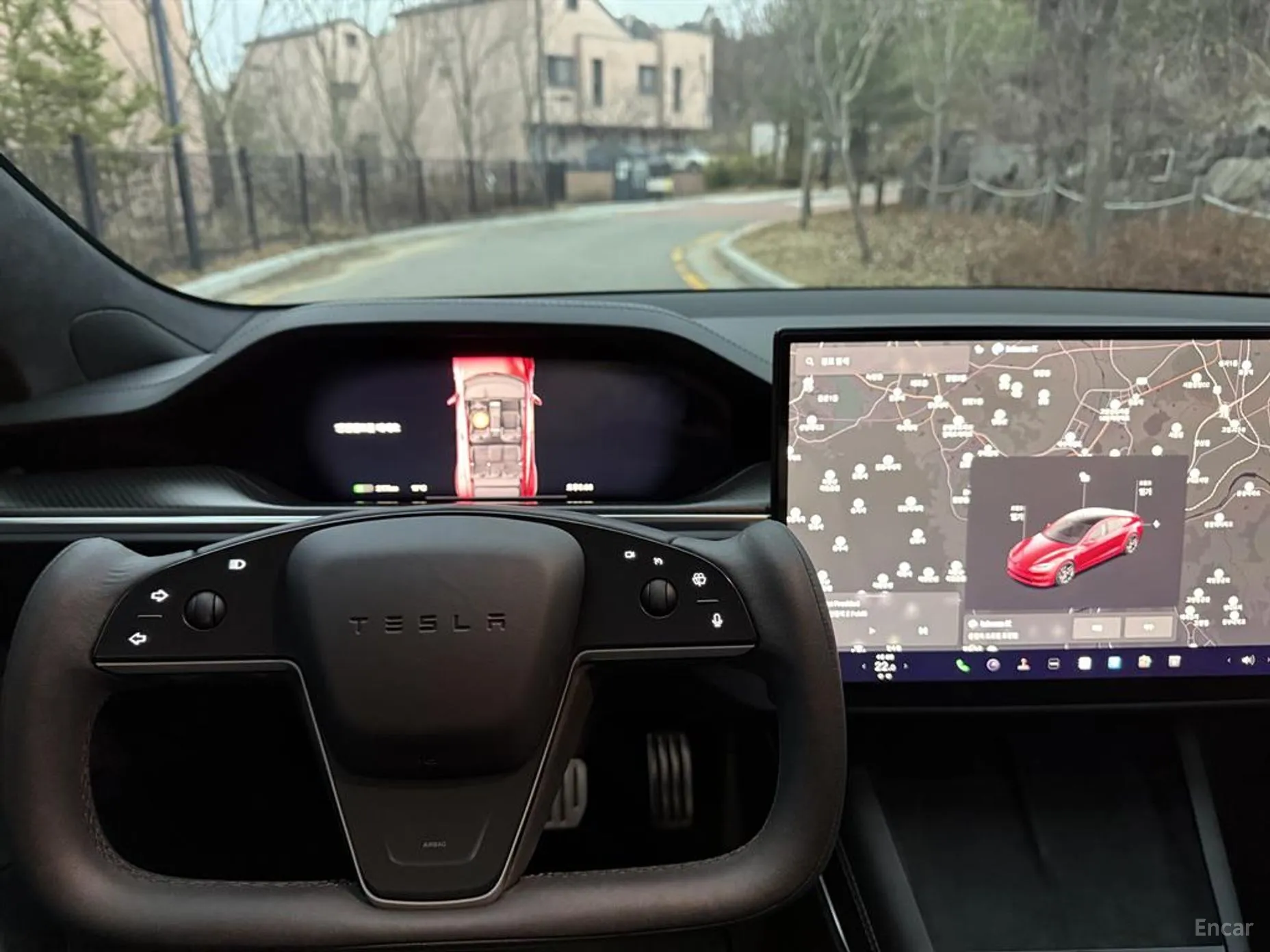 Tesla Model S превью 13