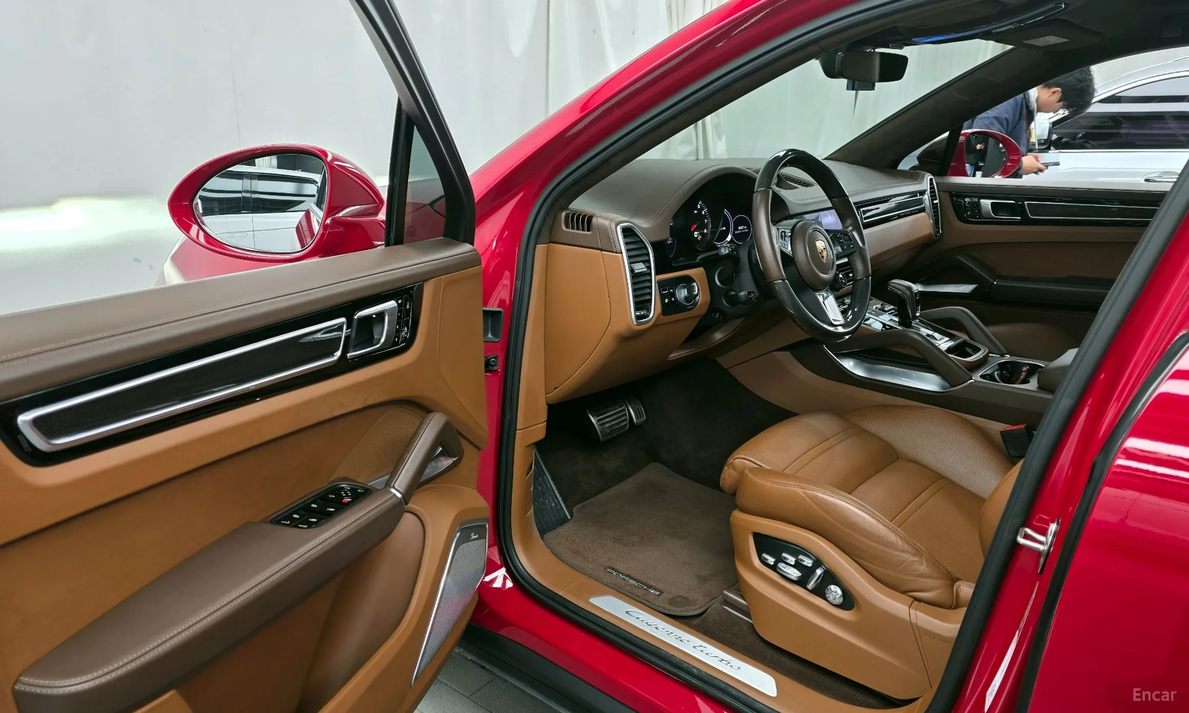 Porsche Cayenne (PO536) превью 10