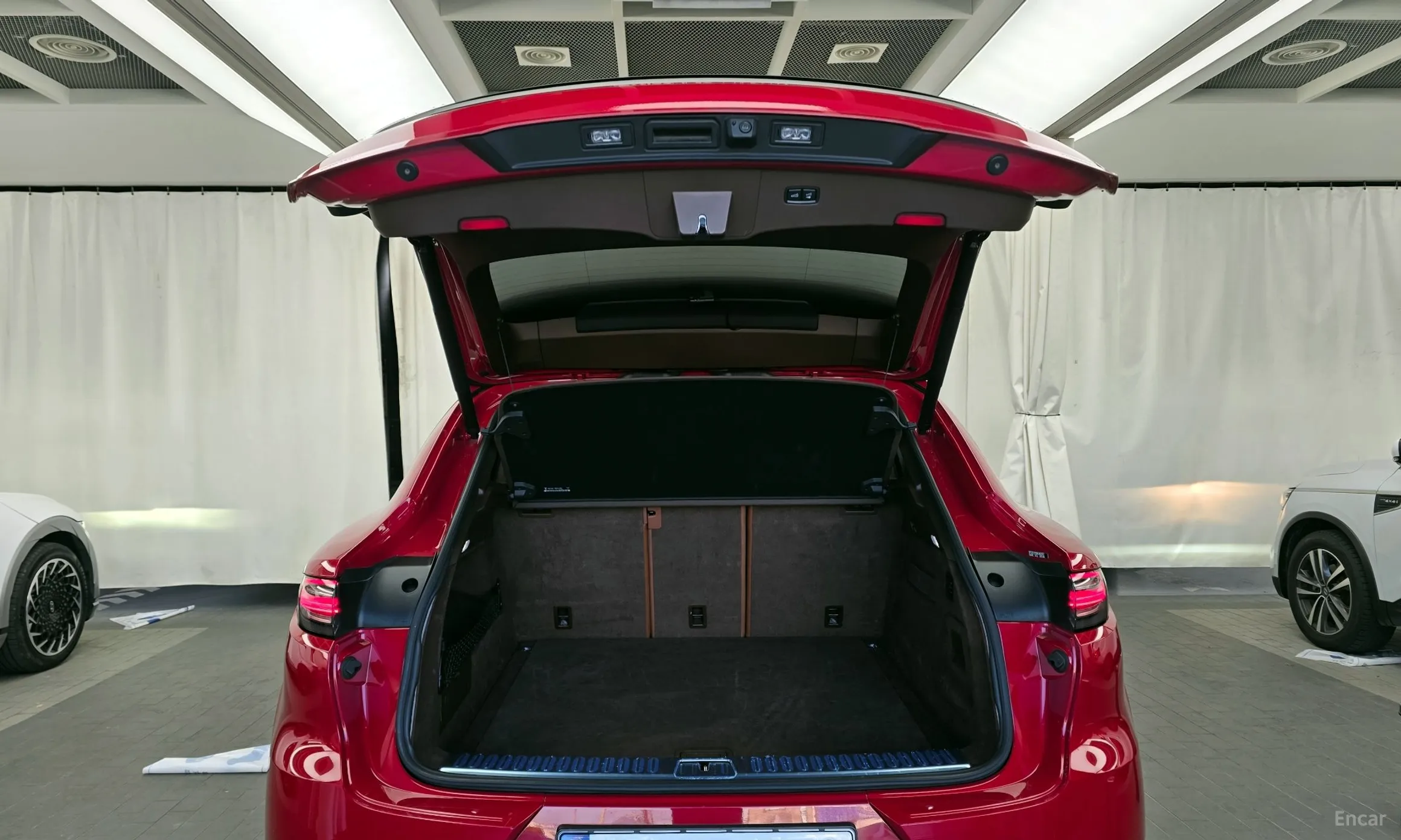 Porsche Cayenne (PO536) превью 20