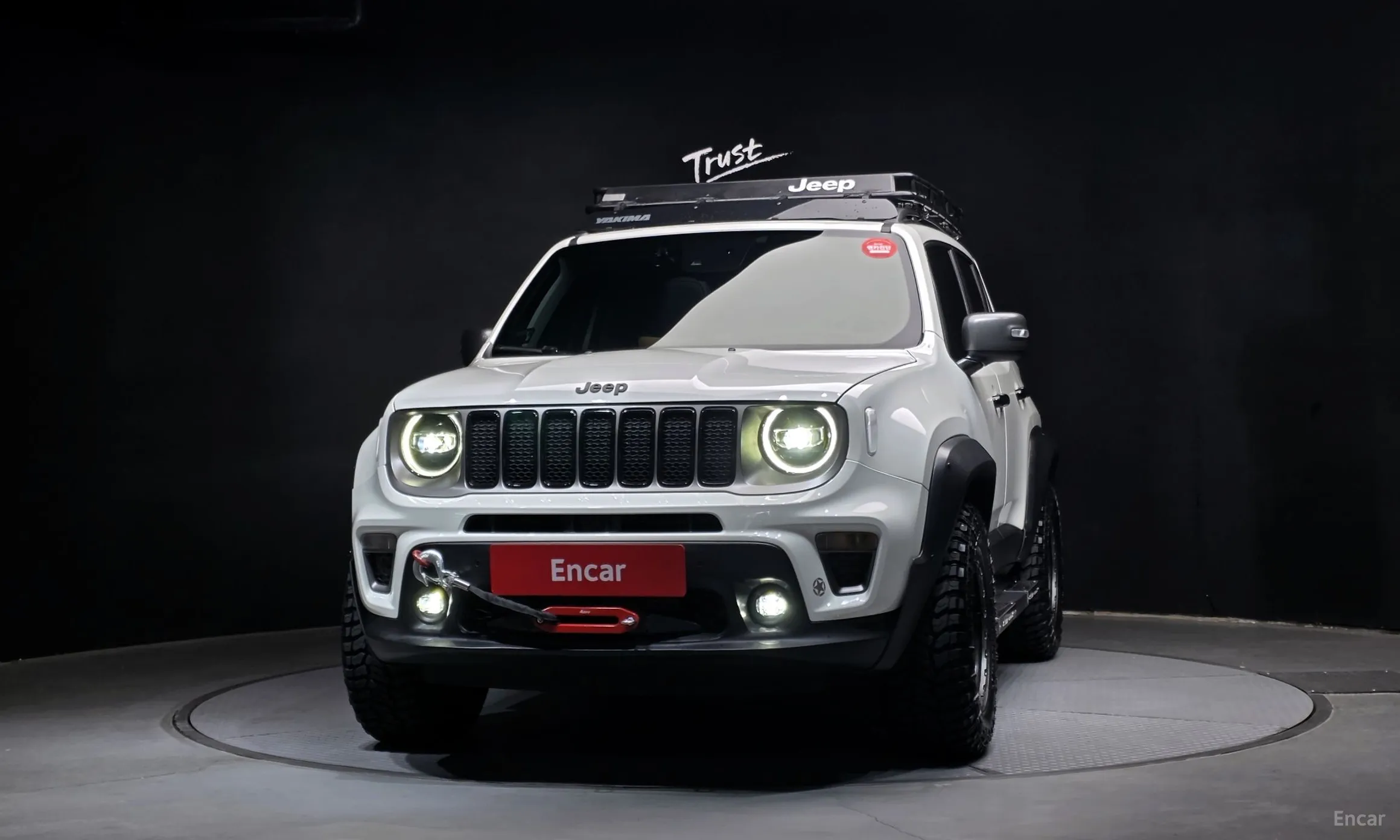 Jeep Renegade превью 3