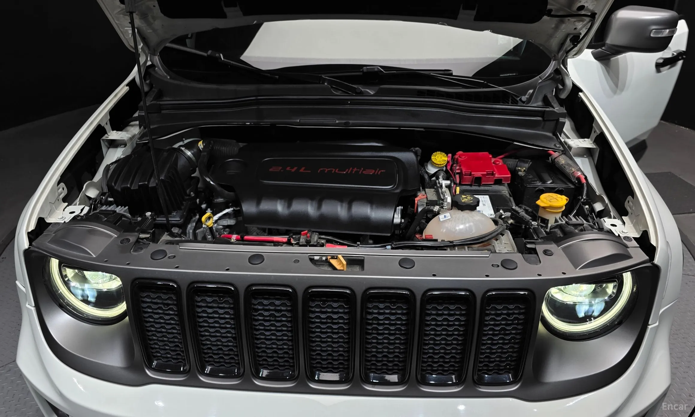 Jeep Renegade превью 6