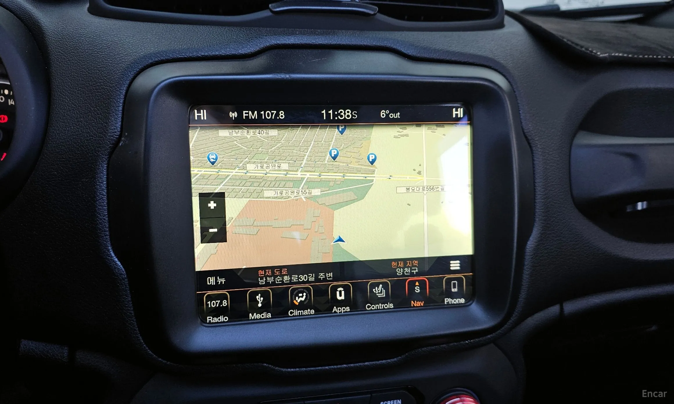 Jeep Renegade превью 14