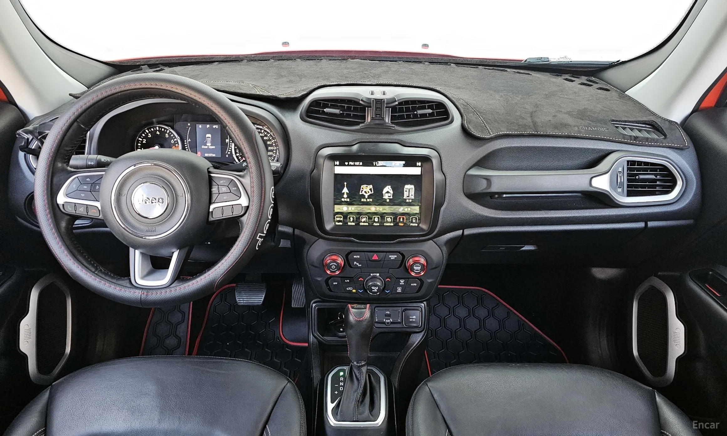 Jeep Renegade превью 7