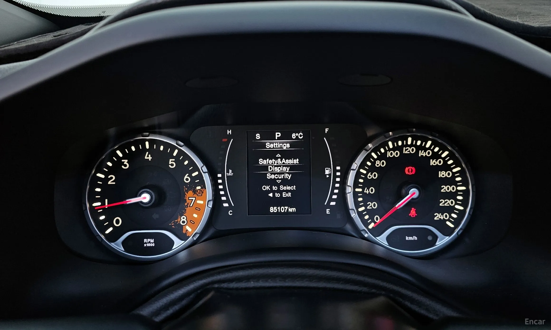 Jeep Renegade превью 8