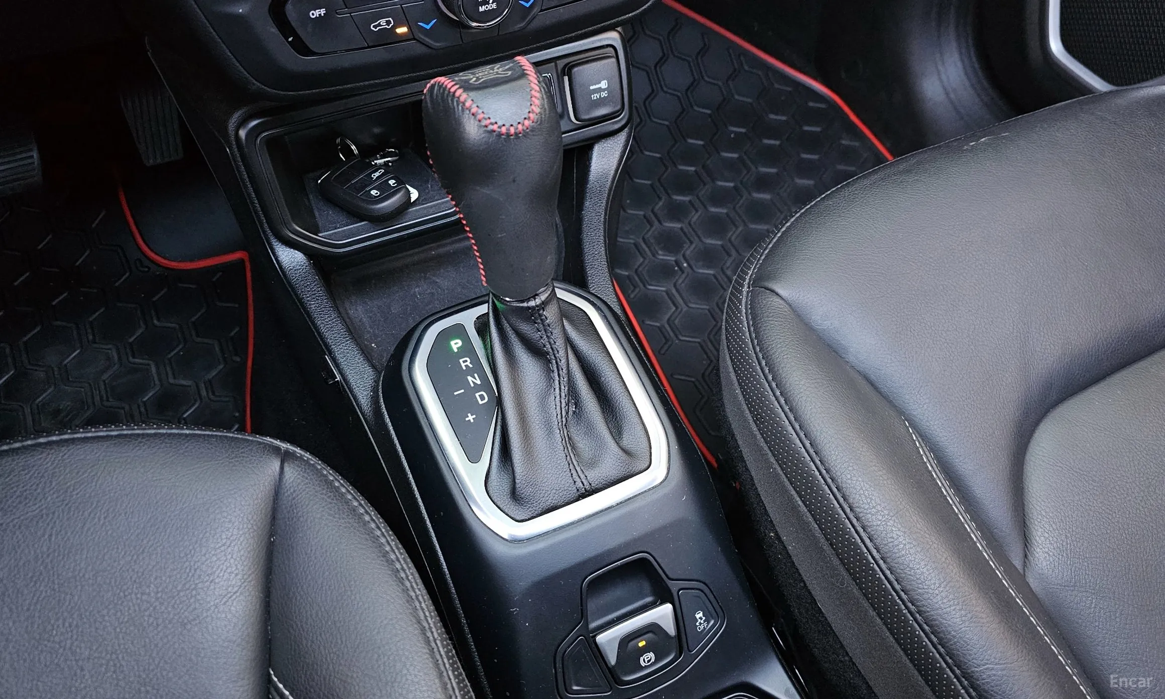 Jeep Renegade превью 9