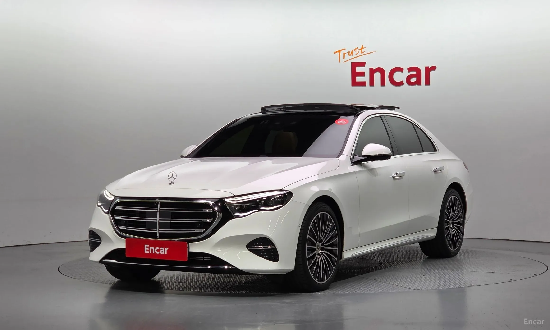 E-Class W214