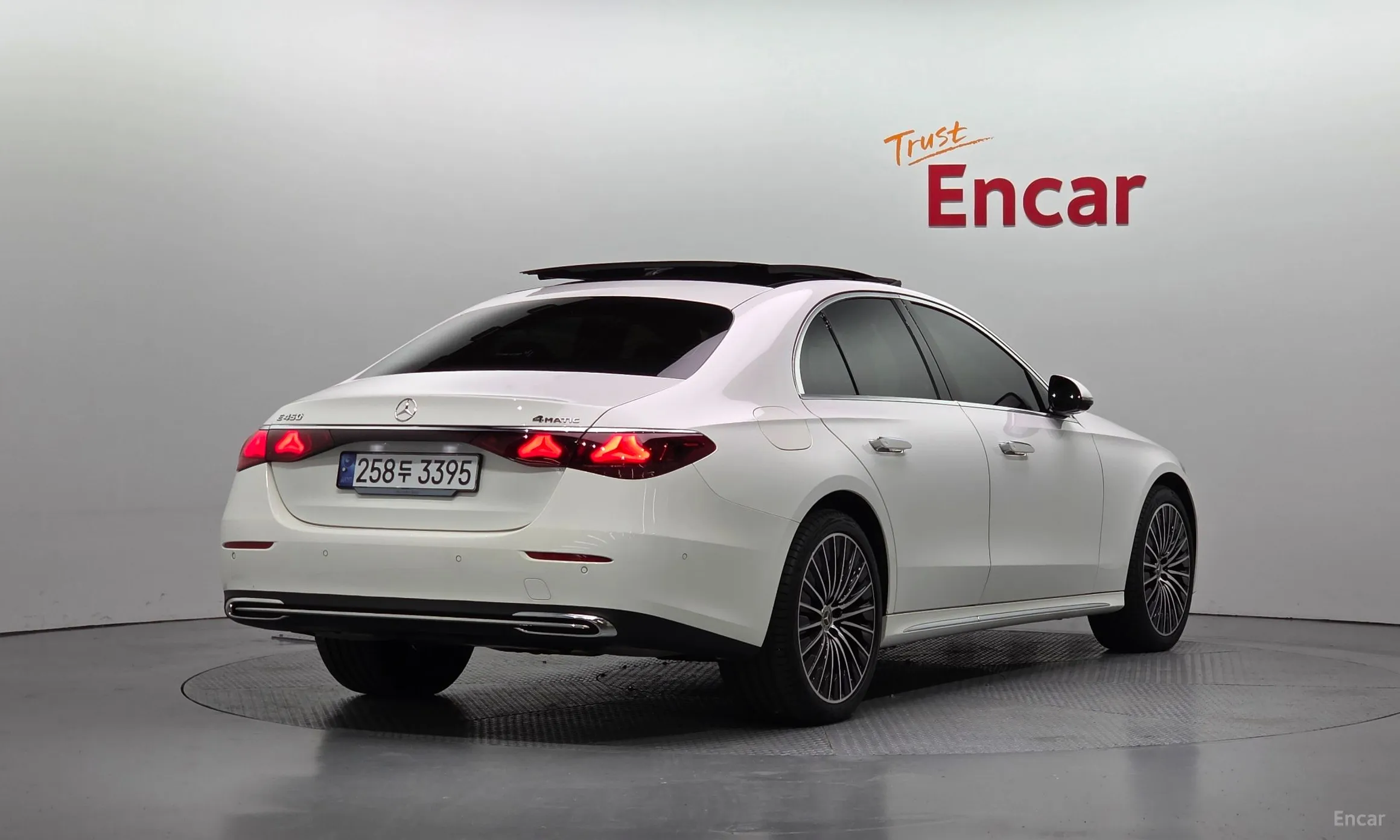 Mercedes Benz E-Class W214 превью 2