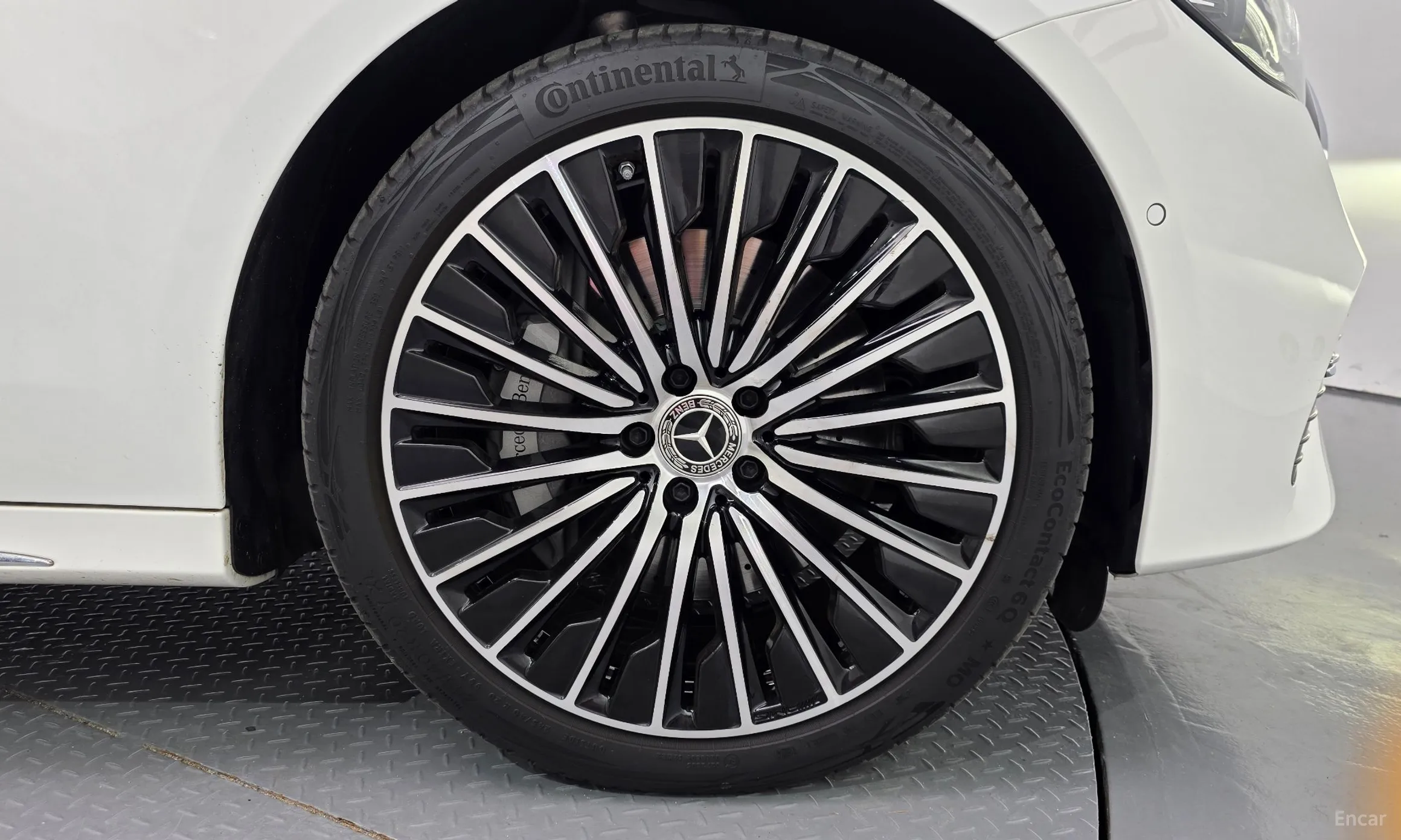 Mercedes Benz E-Class W214 превью 5