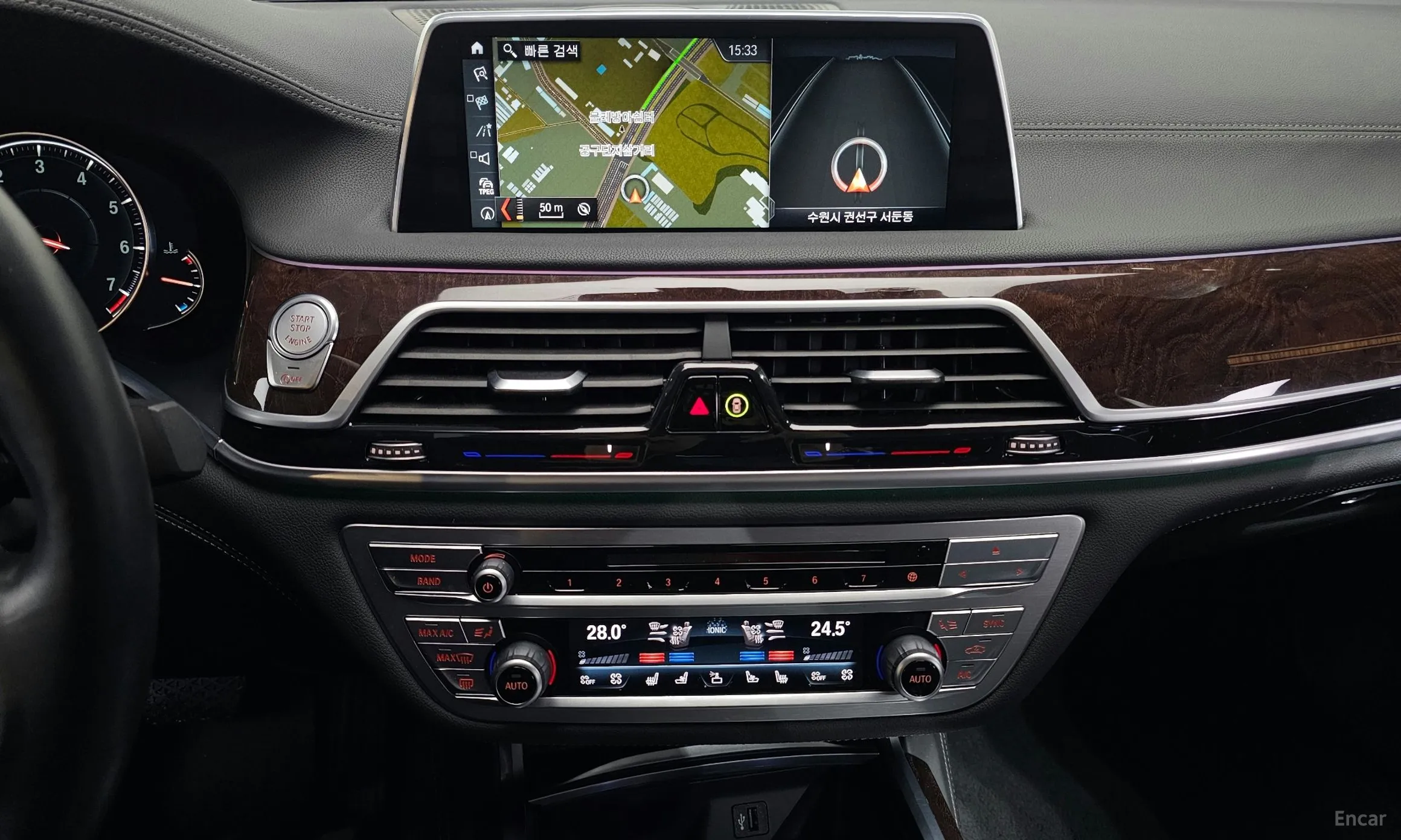 BMW 7 Series (G11) превью 15