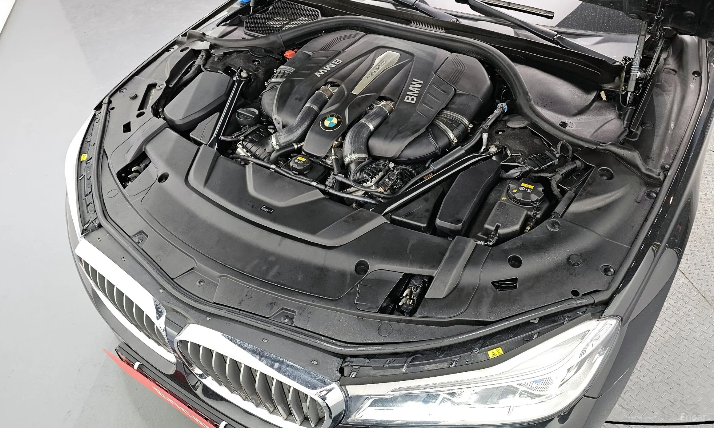 BMW 7 Series (G11) превью 6