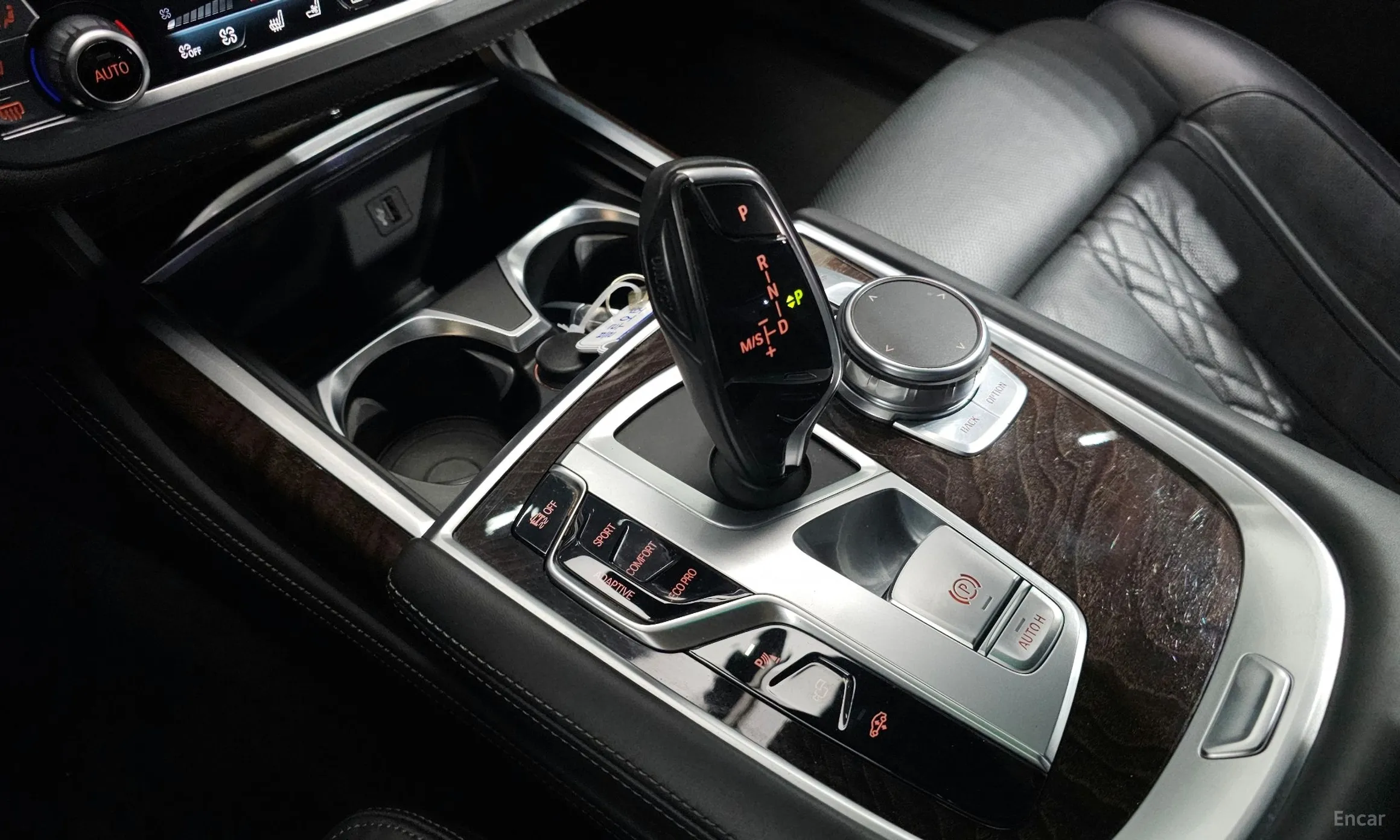 BMW 7 Series (G11) превью 9
