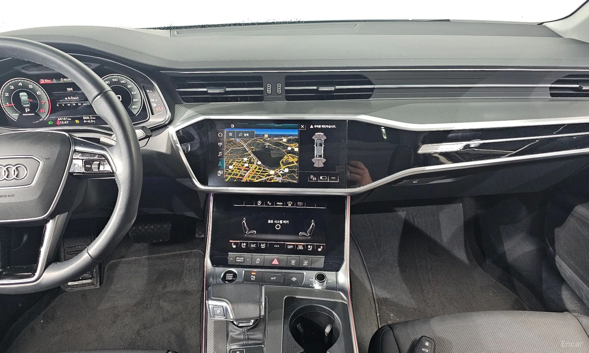Audi A6 (C8) превью 14