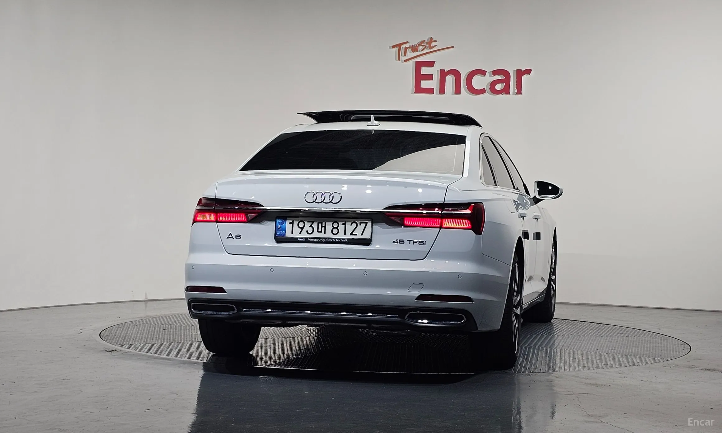 Audi A6 (C8) превью 4