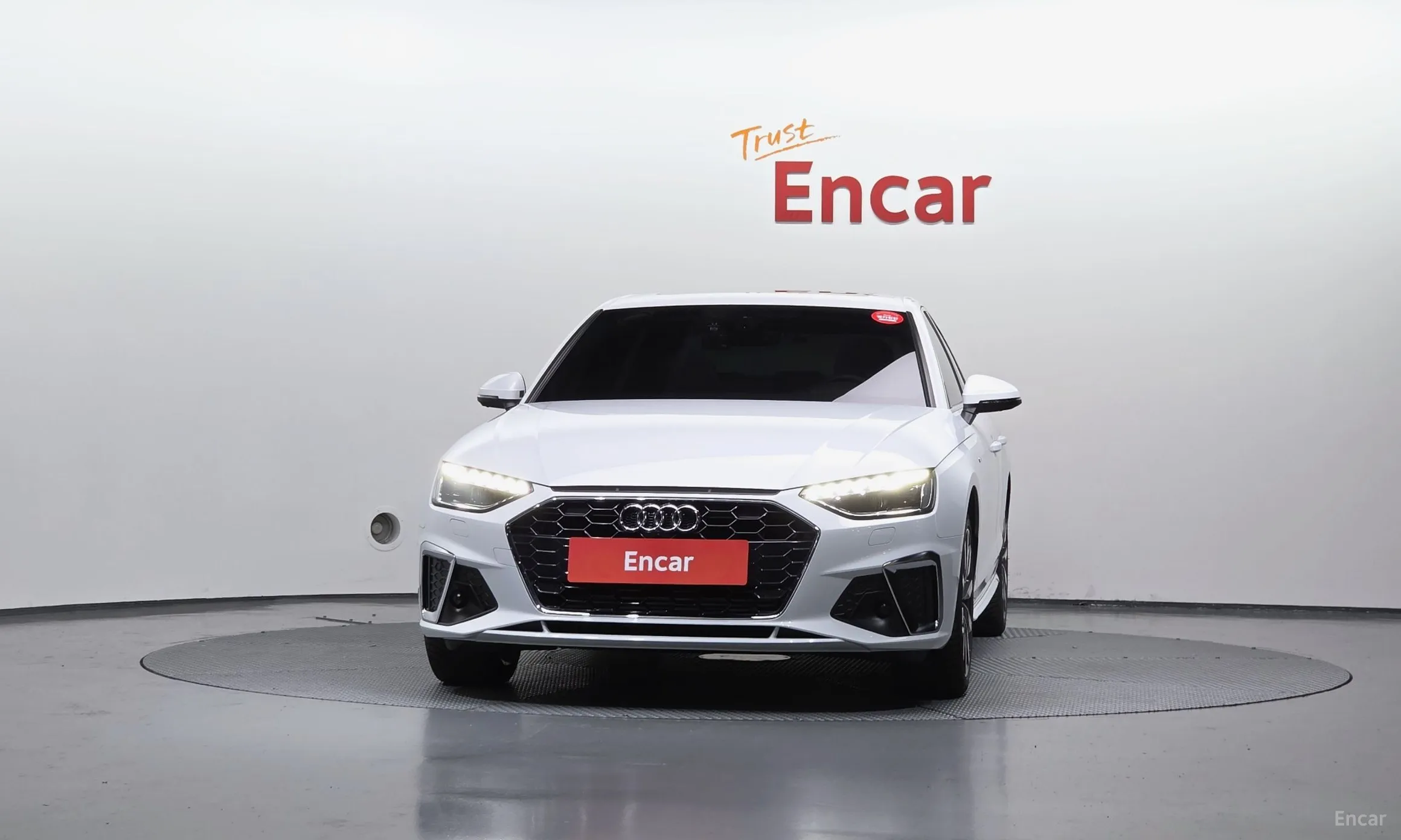 Audi A4 (B9) превью 3