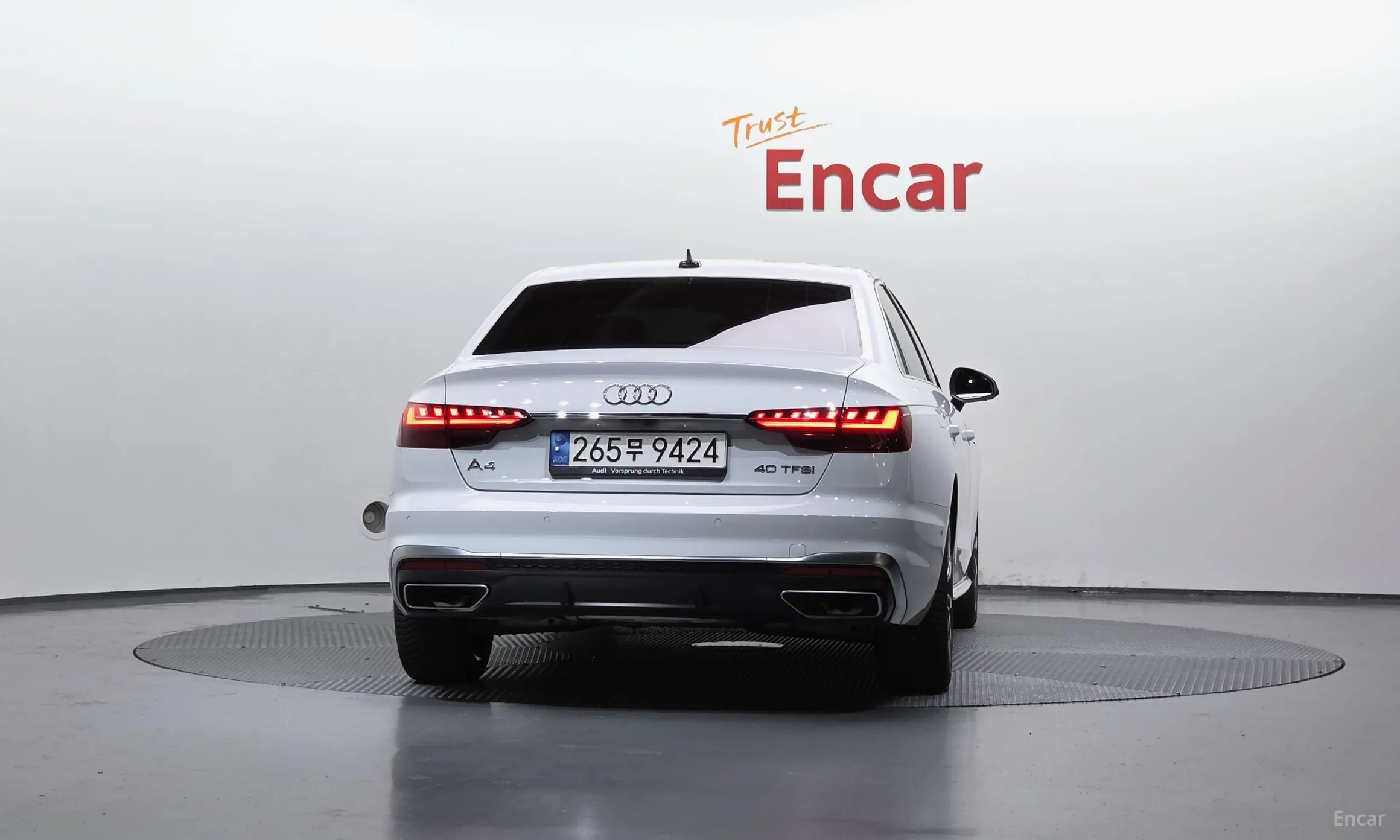 Audi A4 (B9) превью 4