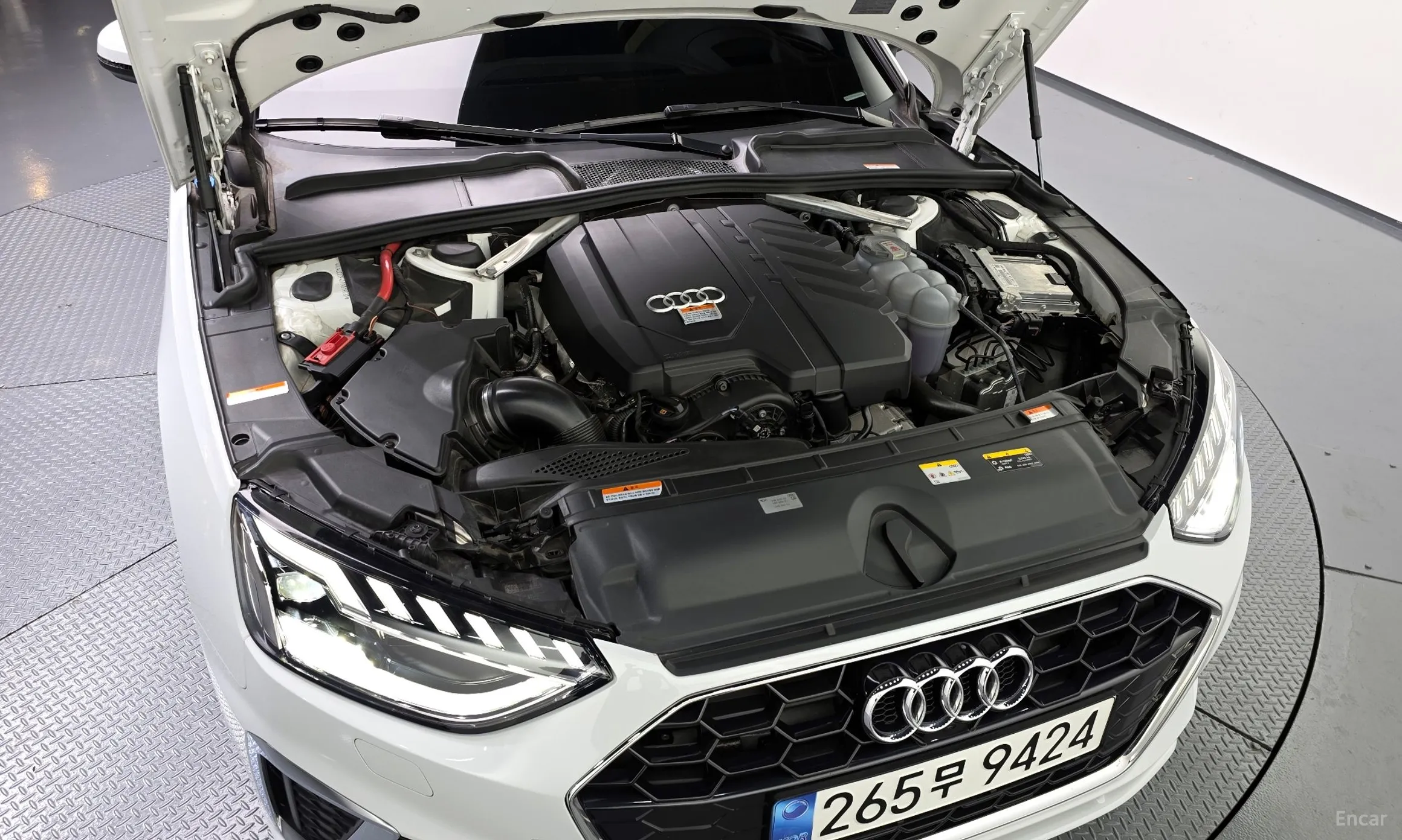 Audi A4 (B9) превью 6
