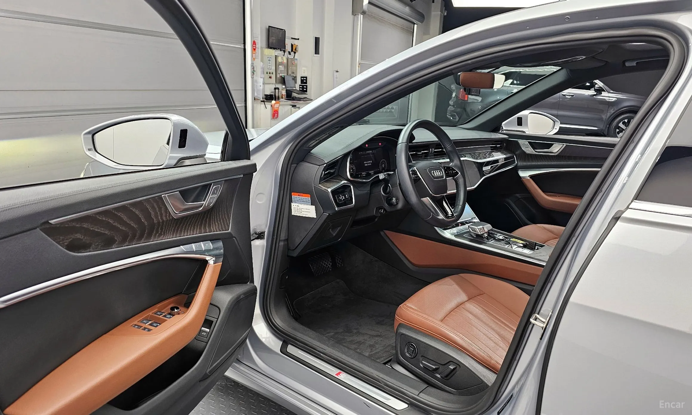 Audi A6 (C8) превью 10