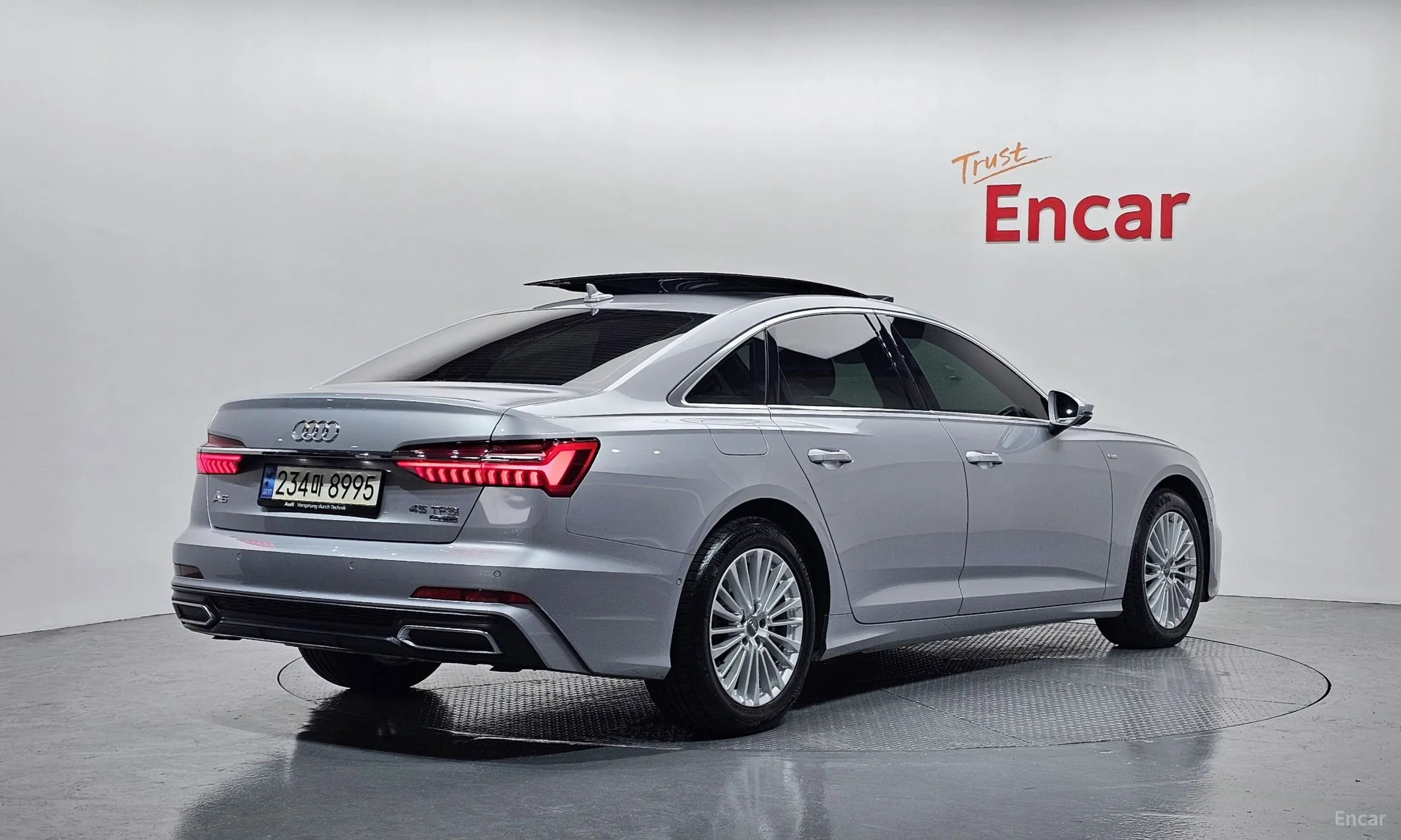 Audi A6 (C8)