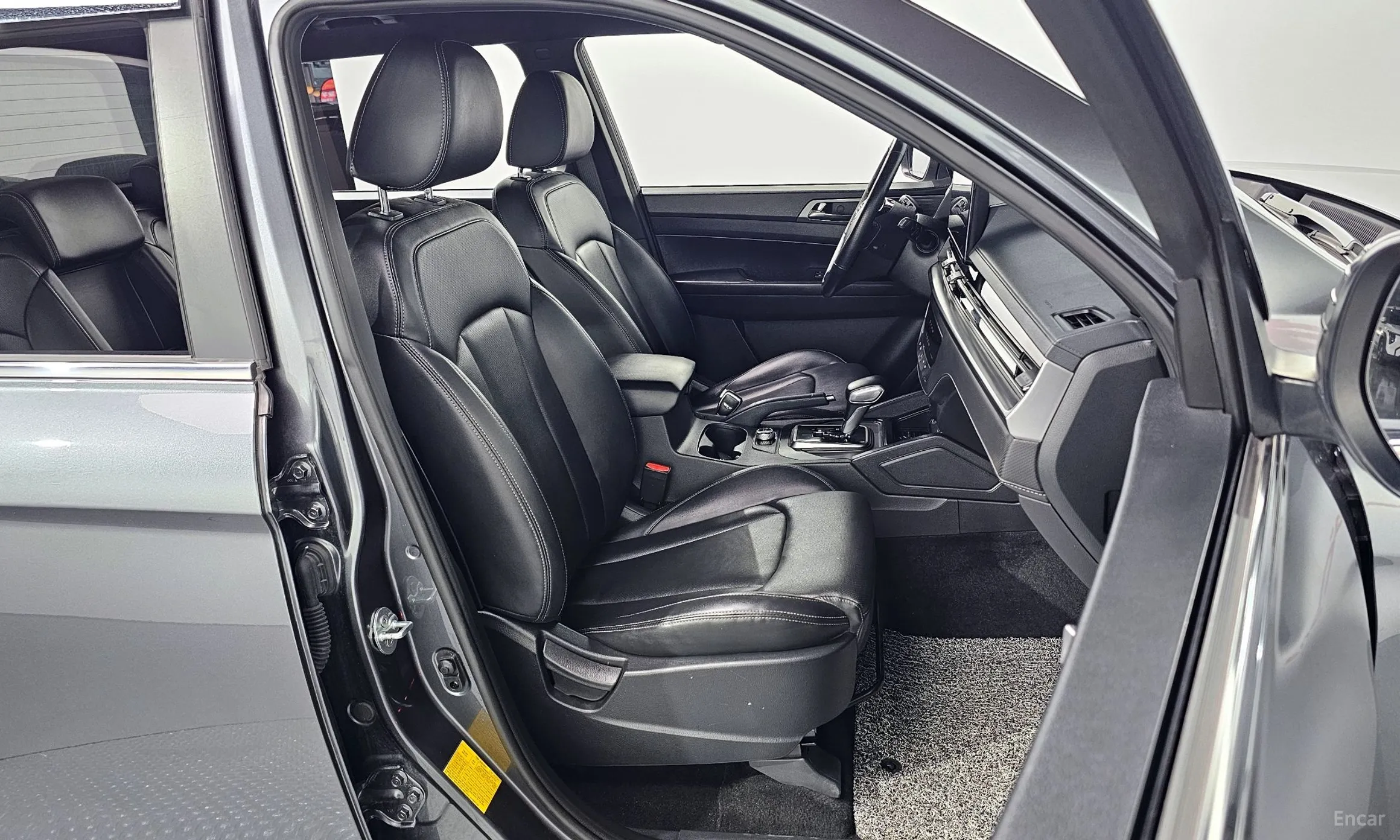KG Mobility (SsangYong) Rexton Sports Khan превью 12